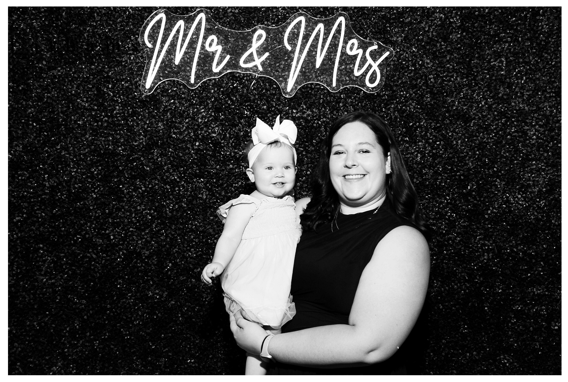 Brittany and Stefari Wedding | View more photos from the event at gallery.photoboothcincy.com/u/PhotoBoothCincy/Brittany-and-Stefari-Wedding