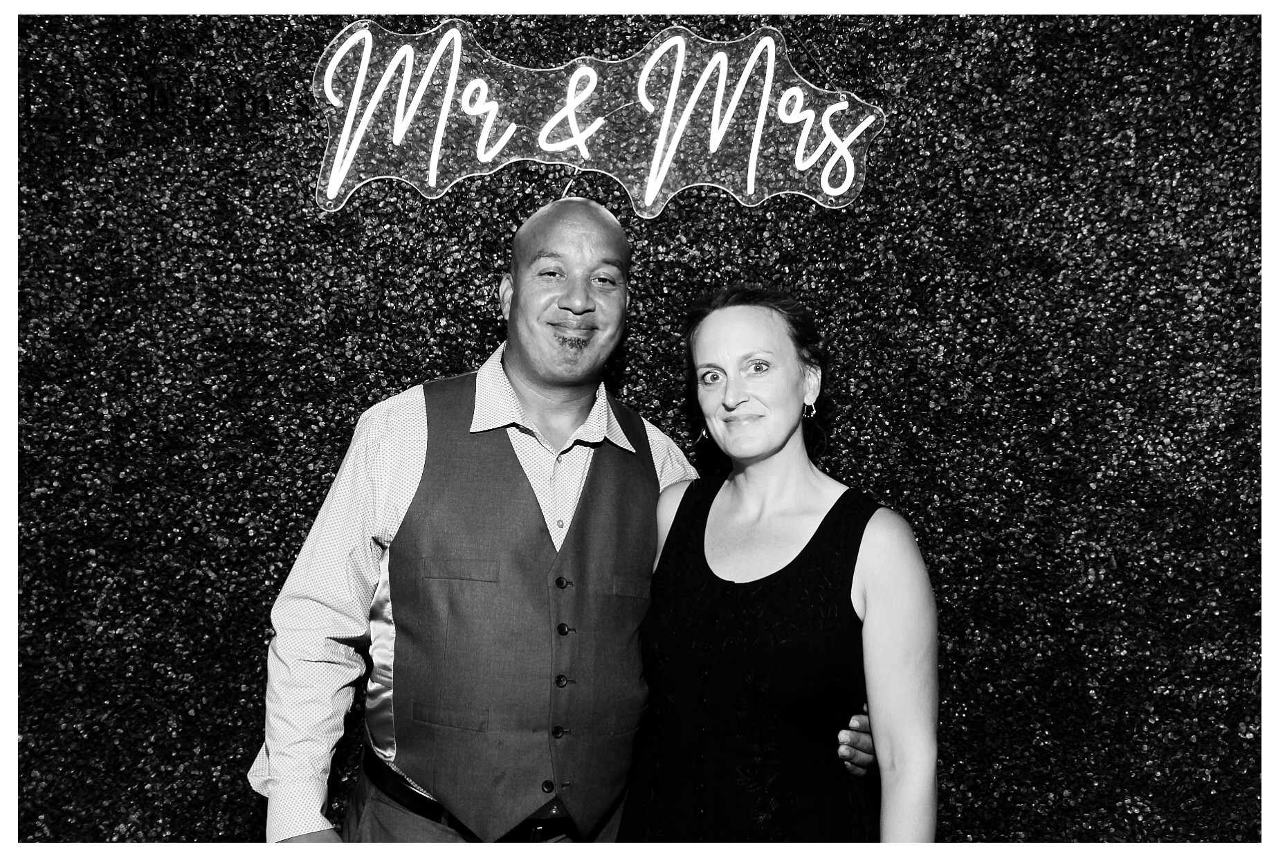 Brittany and Stefari Wedding | View more photos from the event at gallery.photoboothcincy.com/u/PhotoBoothCincy/Brittany-and-Stefari-Wedding