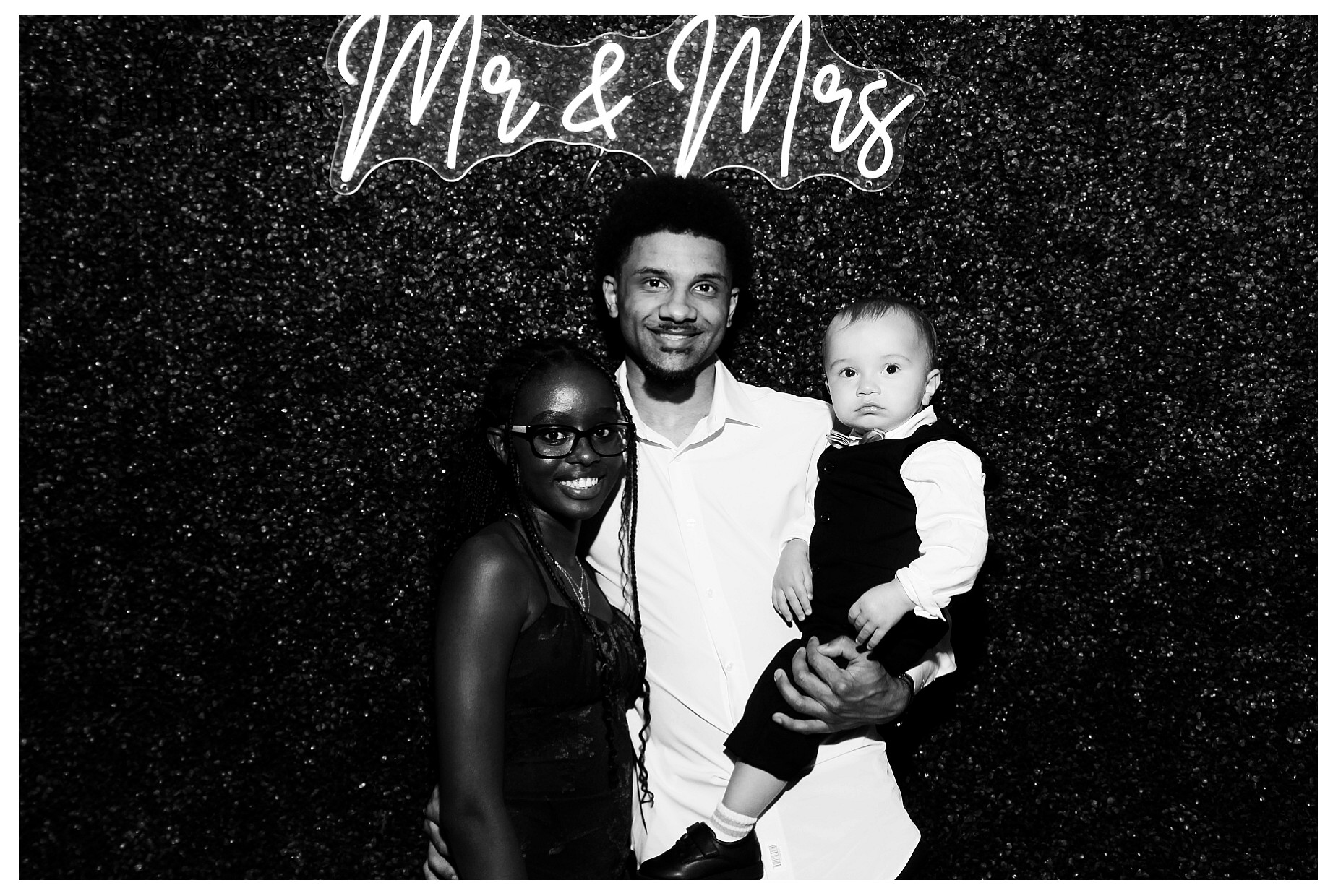 Brittany and Stefari Wedding | View more photos from the event at gallery.photoboothcincy.com/u/PhotoBoothCincy/Brittany-and-Stefari-Wedding