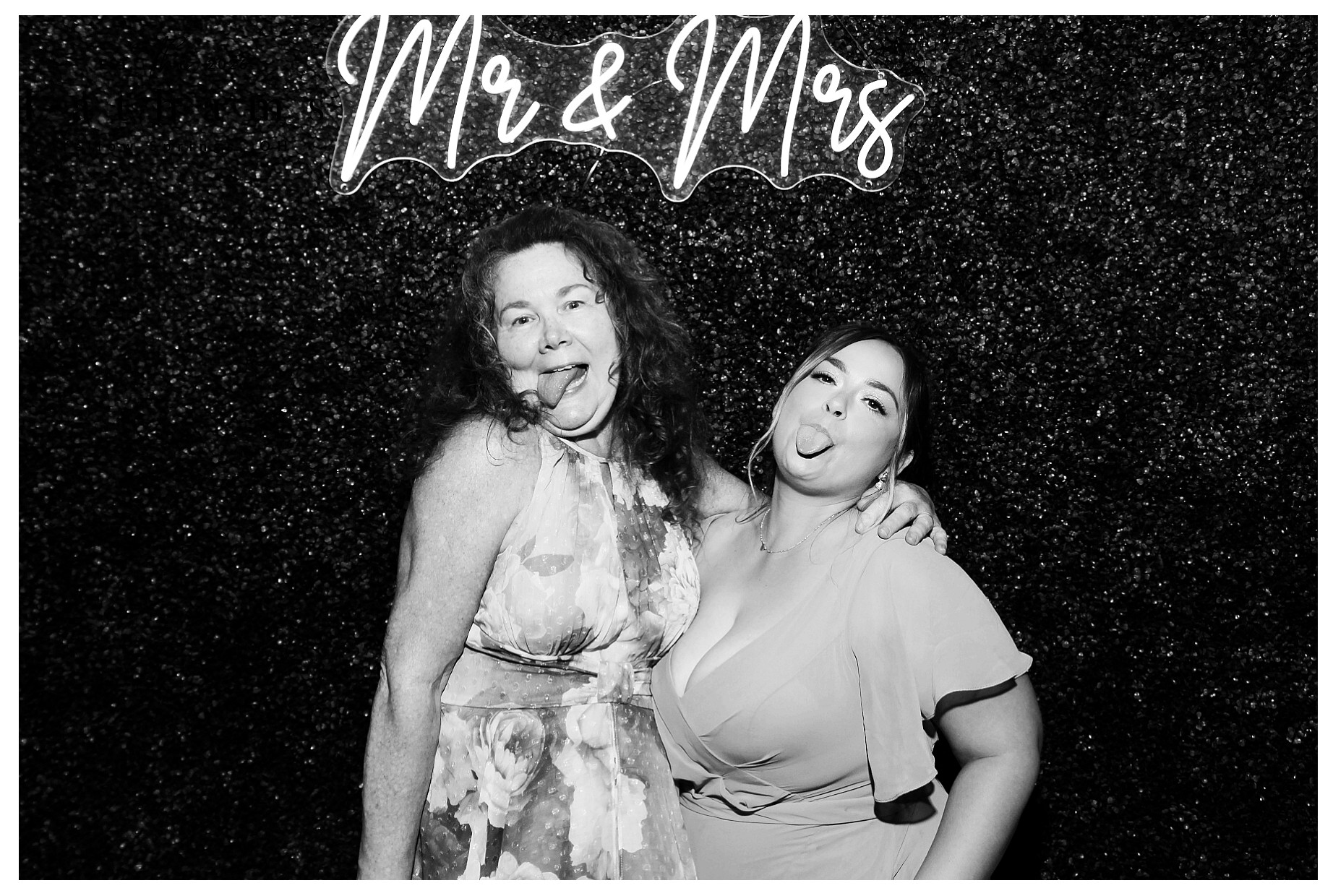 Brittany and Stefari Wedding | View more photos from the event at gallery.photoboothcincy.com/u/PhotoBoothCincy/Brittany-and-Stefari-Wedding