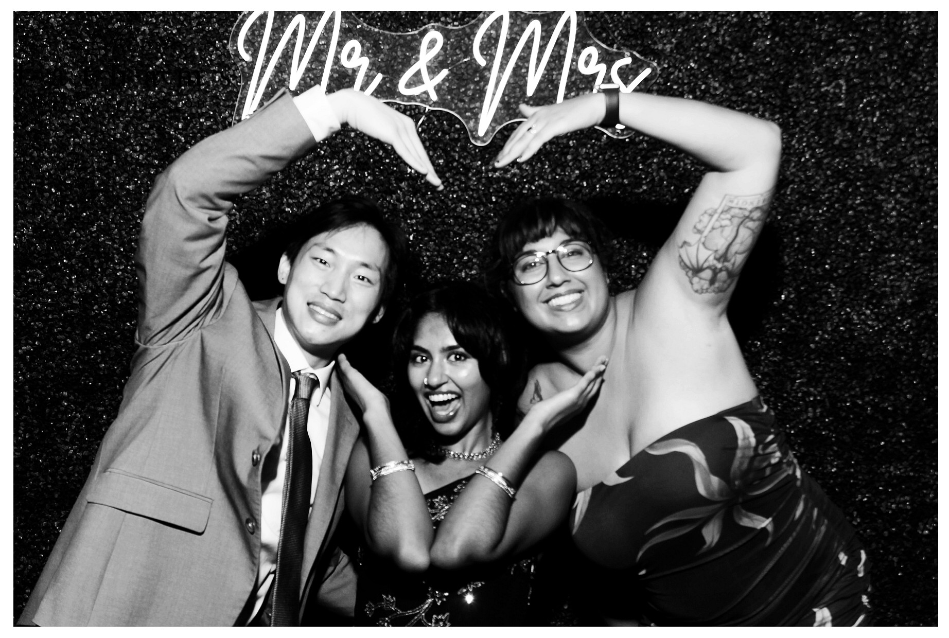 Brittany and Stefari Wedding | View more photos from the event at gallery.photoboothcincy.com/u/PhotoBoothCincy/Brittany-and-Stefari-Wedding
