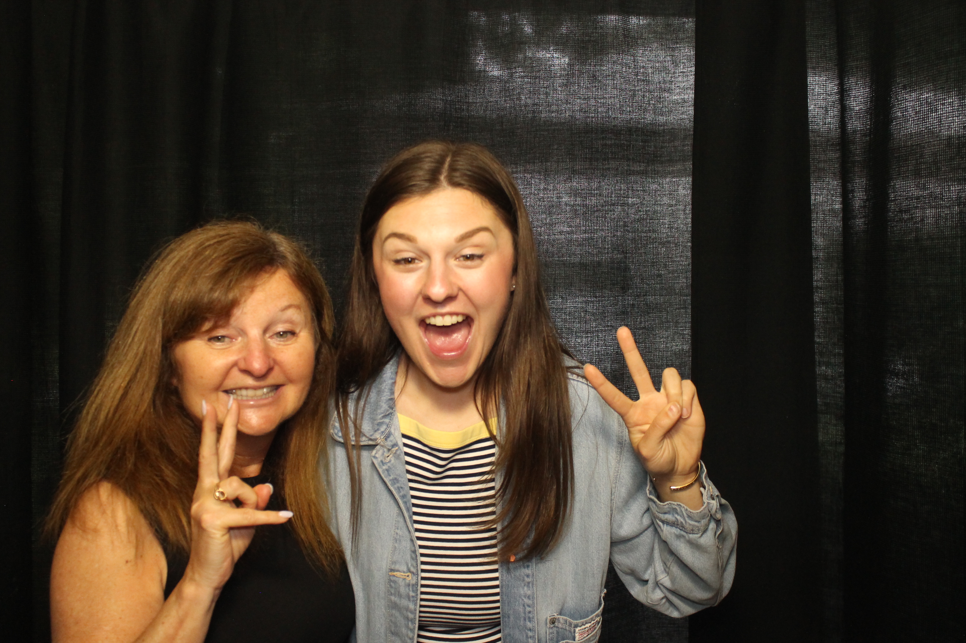 Brody's Grad Party!! | View more photos from the event at gallery.photoboothcincy.com/u/PhotoBoothCincy/Brodys-Grad-Party