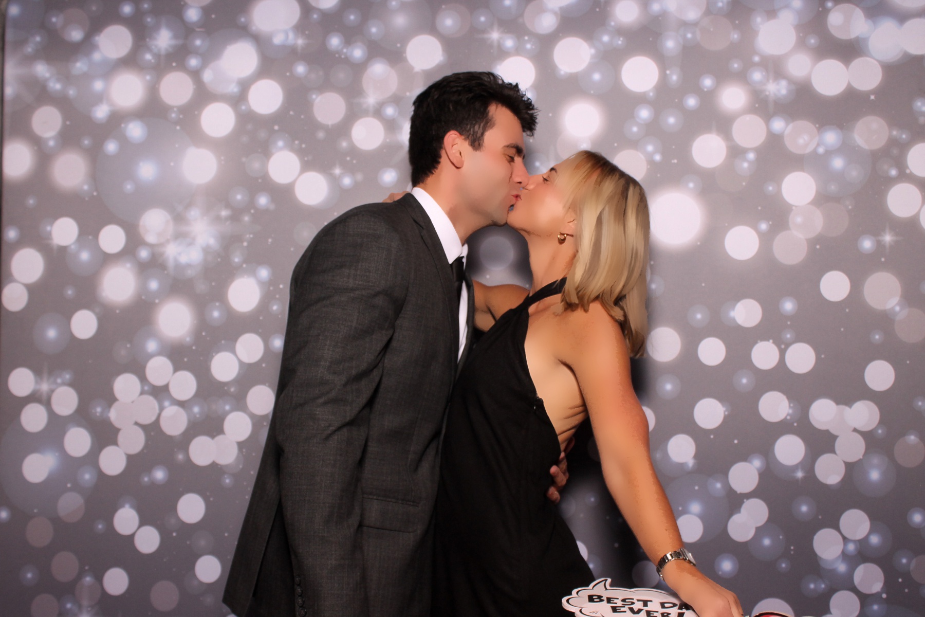 Brooke & Sam | View more photos from the event at gallery.photoboothcincy.com/u/PhotoBoothCincy/Brooke-Sam