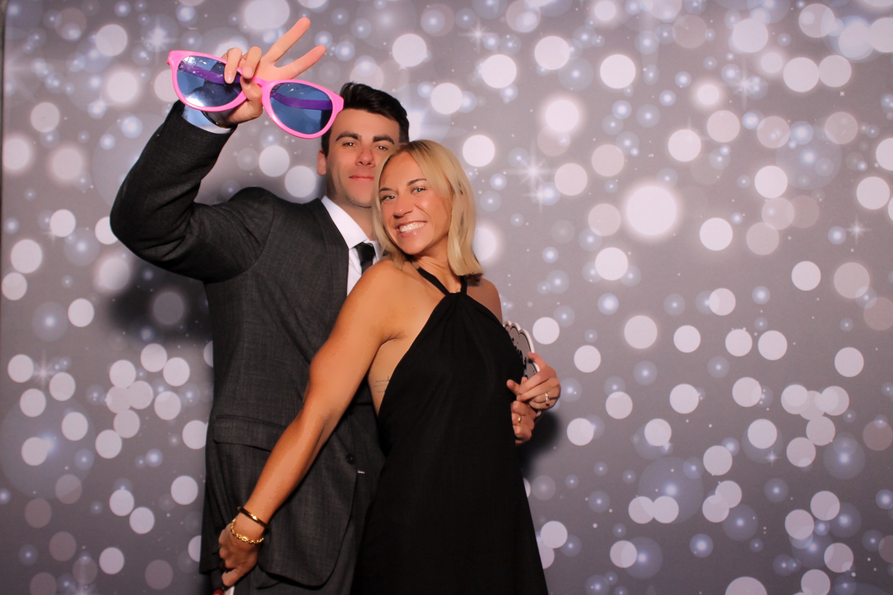 Brooke & Sam | View more photos from the event at gallery.photoboothcincy.com/u/PhotoBoothCincy/Brooke-Sam