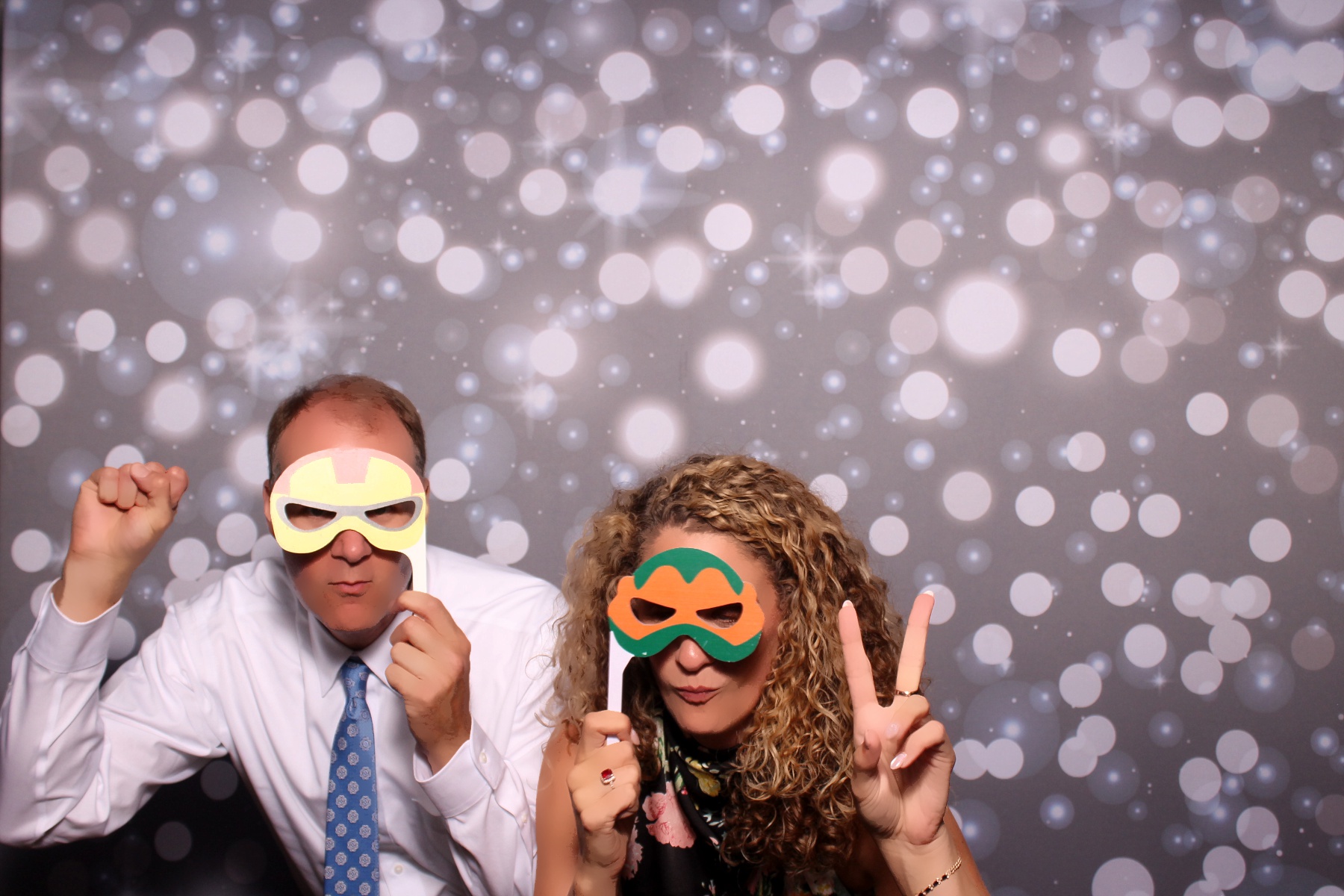 Brooke & Sam | View more photos from the event at gallery.photoboothcincy.com/u/PhotoBoothCincy/Brooke-Sam