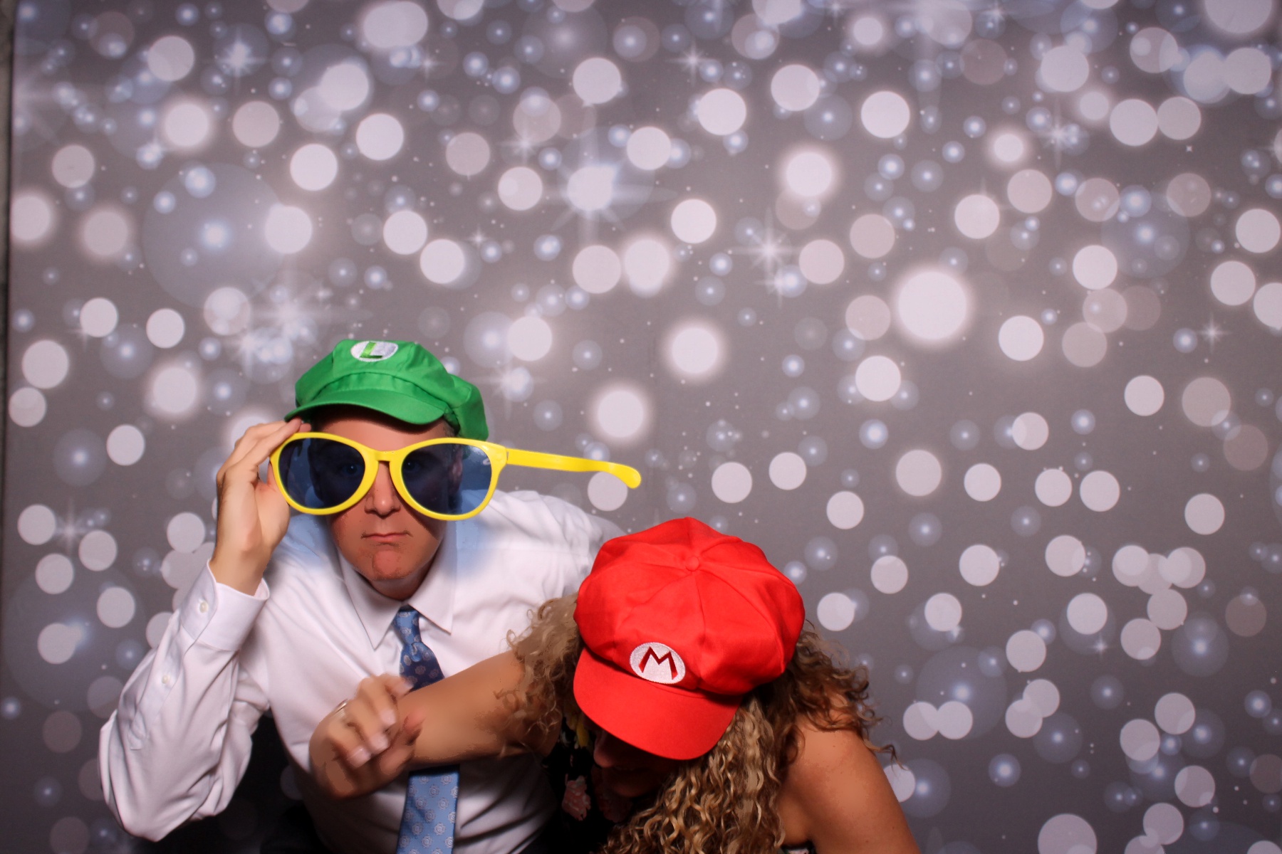 Brooke & Sam | View more photos from the event at gallery.photoboothcincy.com/u/PhotoBoothCincy/Brooke-Sam