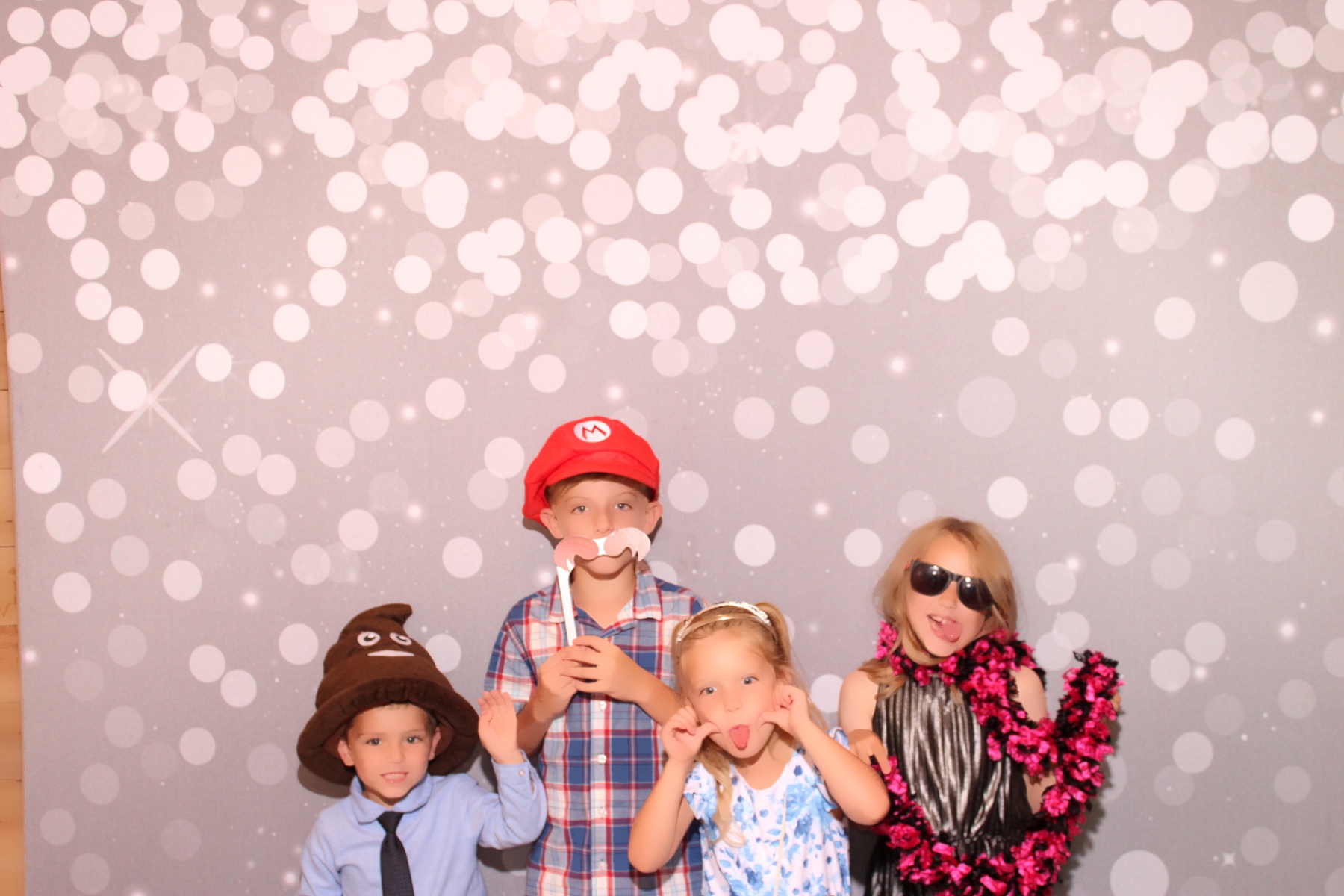 Brooks Wedding | View more photos from the event at gallery.photoboothcincy.com/u/PhotoBoothCincy/Brooks-Wedding-0