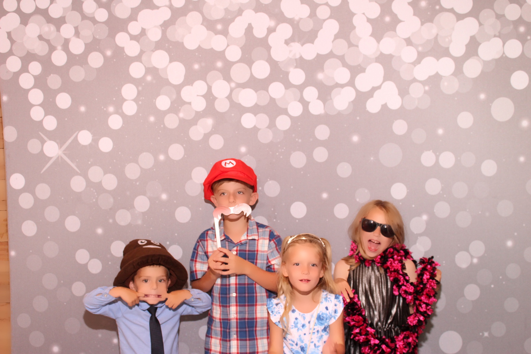 Brooks Wedding | View more photos from the event at gallery.photoboothcincy.com/u/PhotoBoothCincy/Brooks-Wedding-0