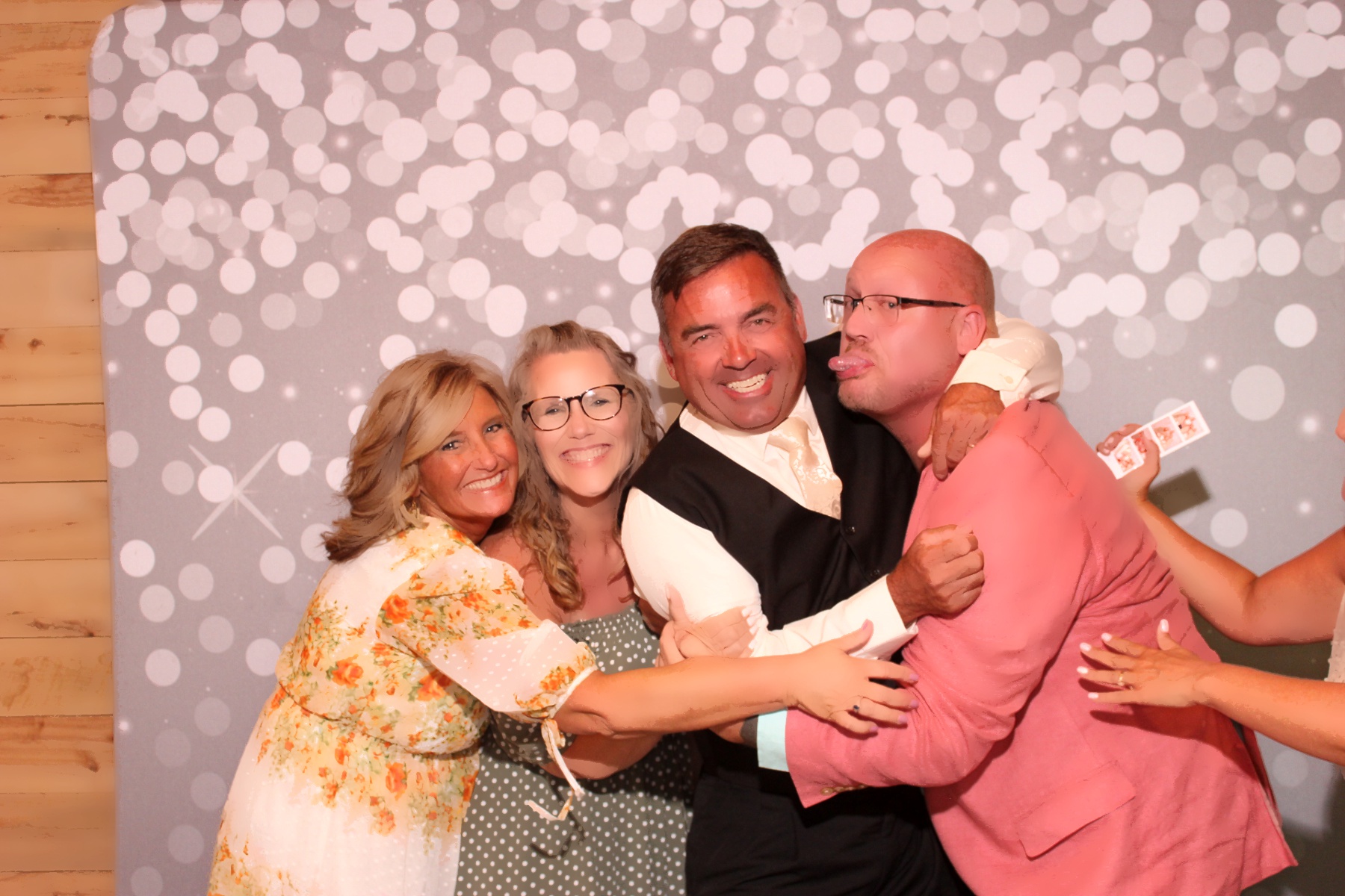 Brooks Wedding | View more photos from the event at gallery.photoboothcincy.com/u/PhotoBoothCincy/Brooks-Wedding-0