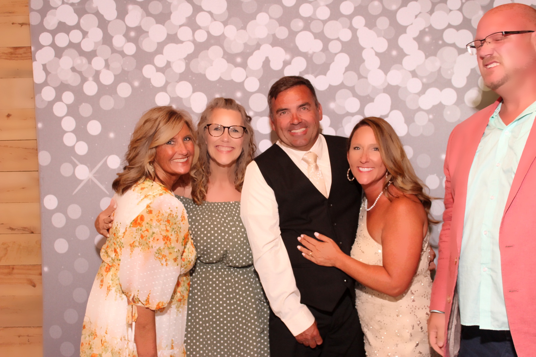Brooks Wedding | View more photos from the event at gallery.photoboothcincy.com/u/PhotoBoothCincy/Brooks-Wedding-0