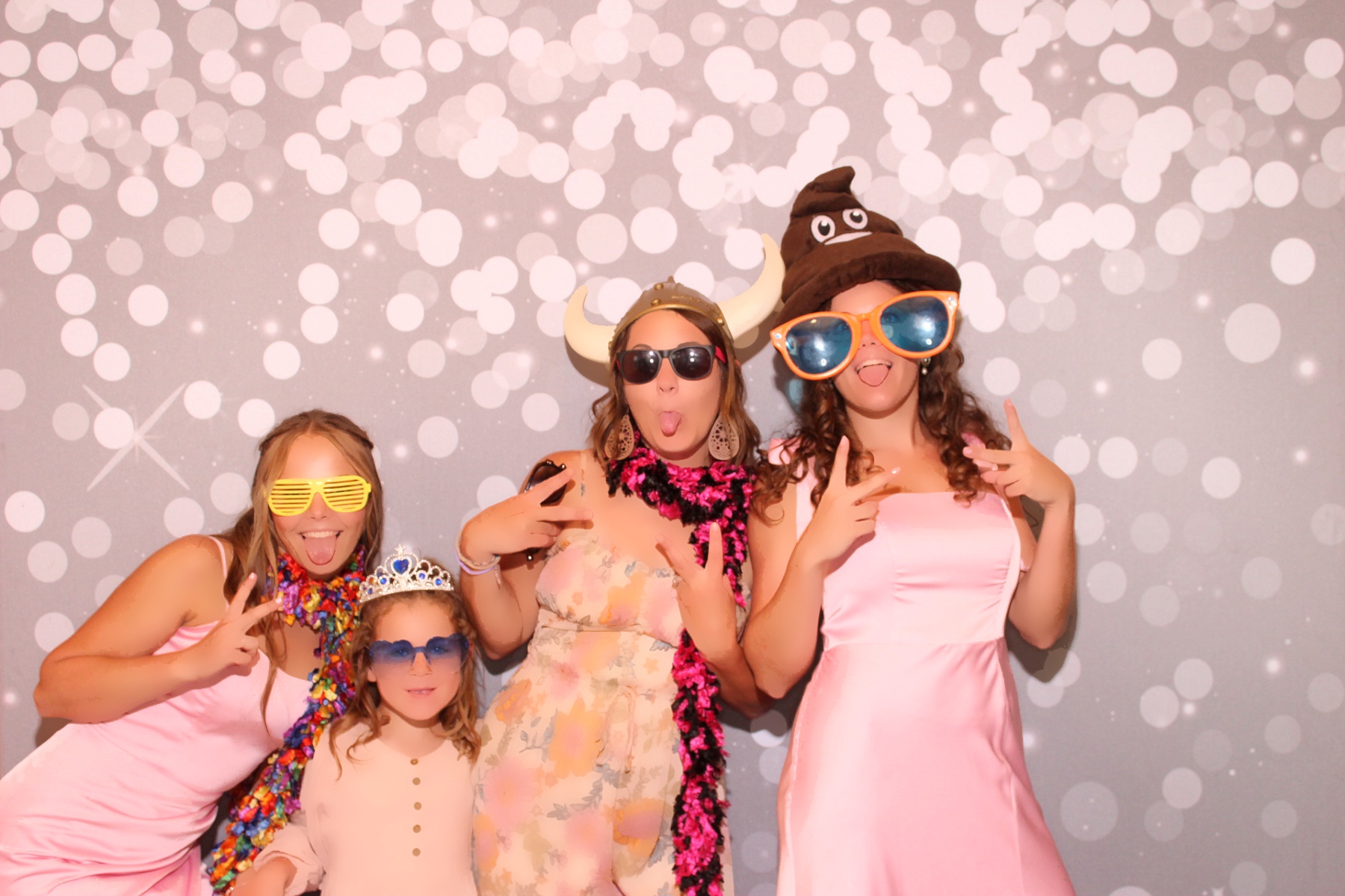 Brooks Wedding | View more photos from the event at gallery.photoboothcincy.com/u/PhotoBoothCincy/Brooks-Wedding-0