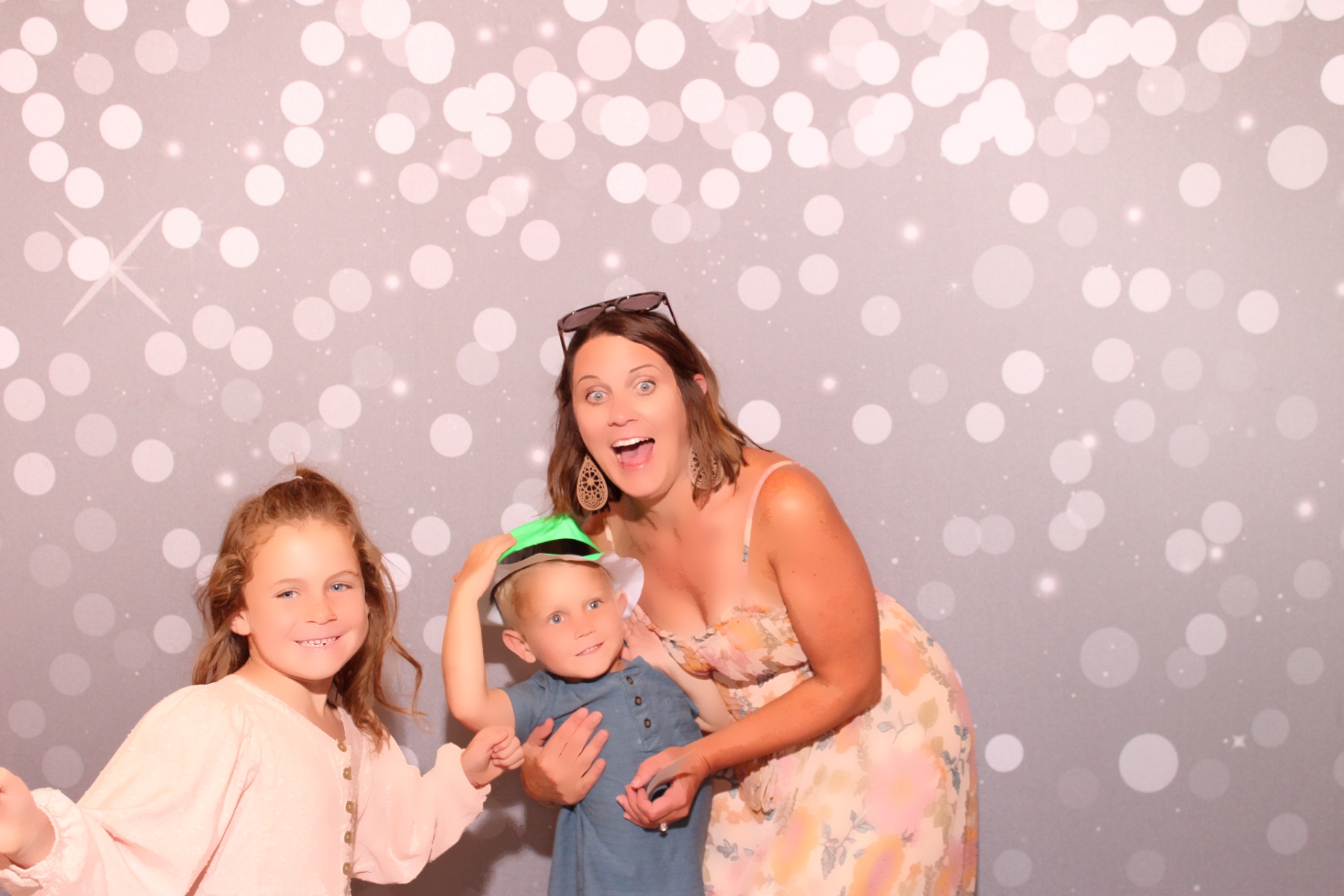 Brooks Wedding | View more photos from the event at gallery.photoboothcincy.com/u/PhotoBoothCincy/Brooks-Wedding-0