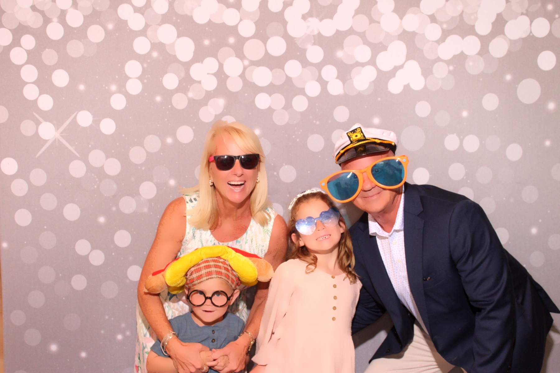 Brooks Wedding | View more photos from the event at gallery.photoboothcincy.com/u/PhotoBoothCincy/Brooks-Wedding-0