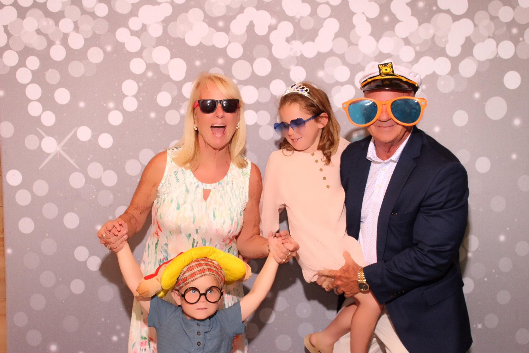 Brooks Wedding | View more photos from the event at gallery.photoboothcincy.com/u/PhotoBoothCincy/Brooks-Wedding-0