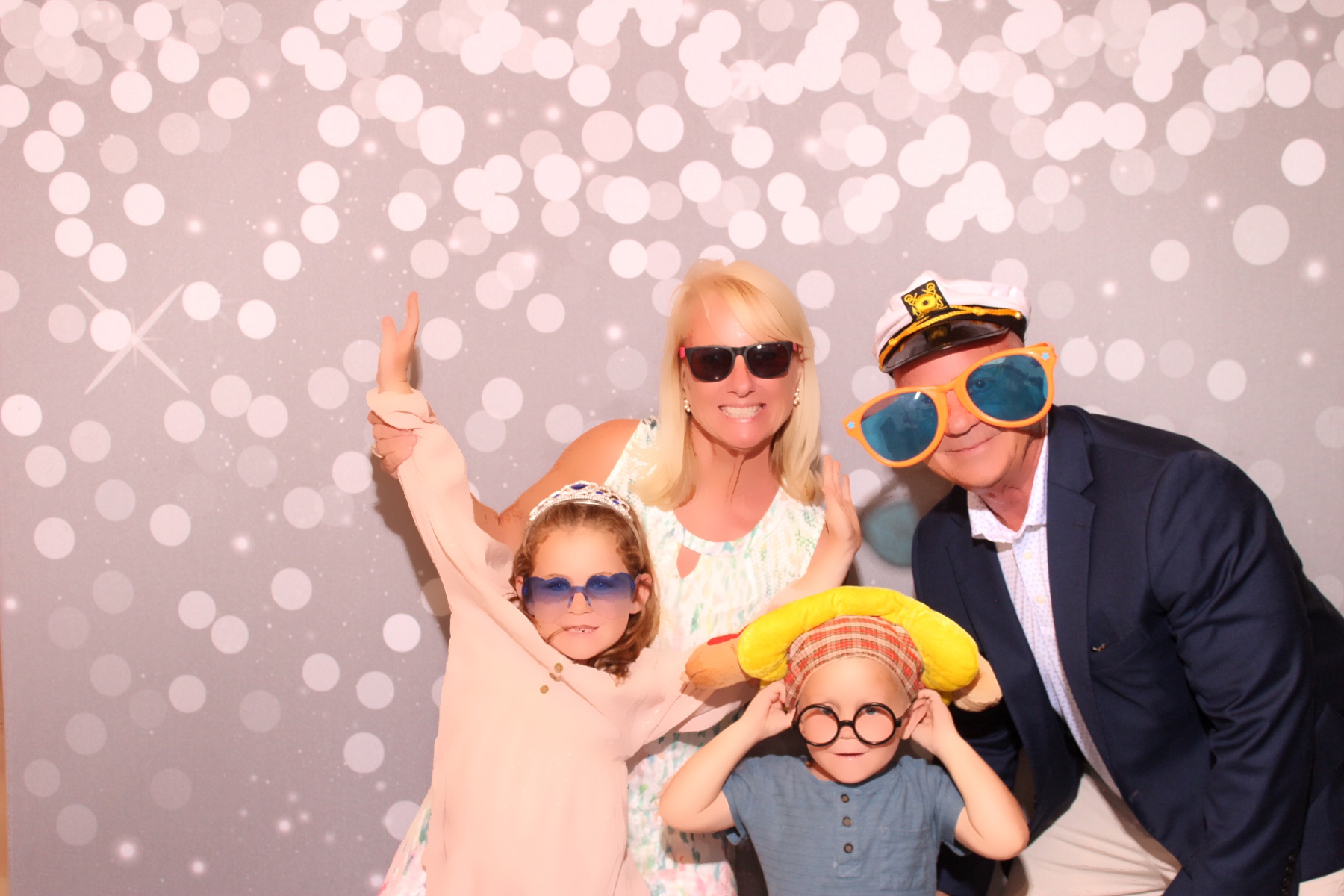 Brooks Wedding | View more photos from the event at gallery.photoboothcincy.com/u/PhotoBoothCincy/Brooks-Wedding-0