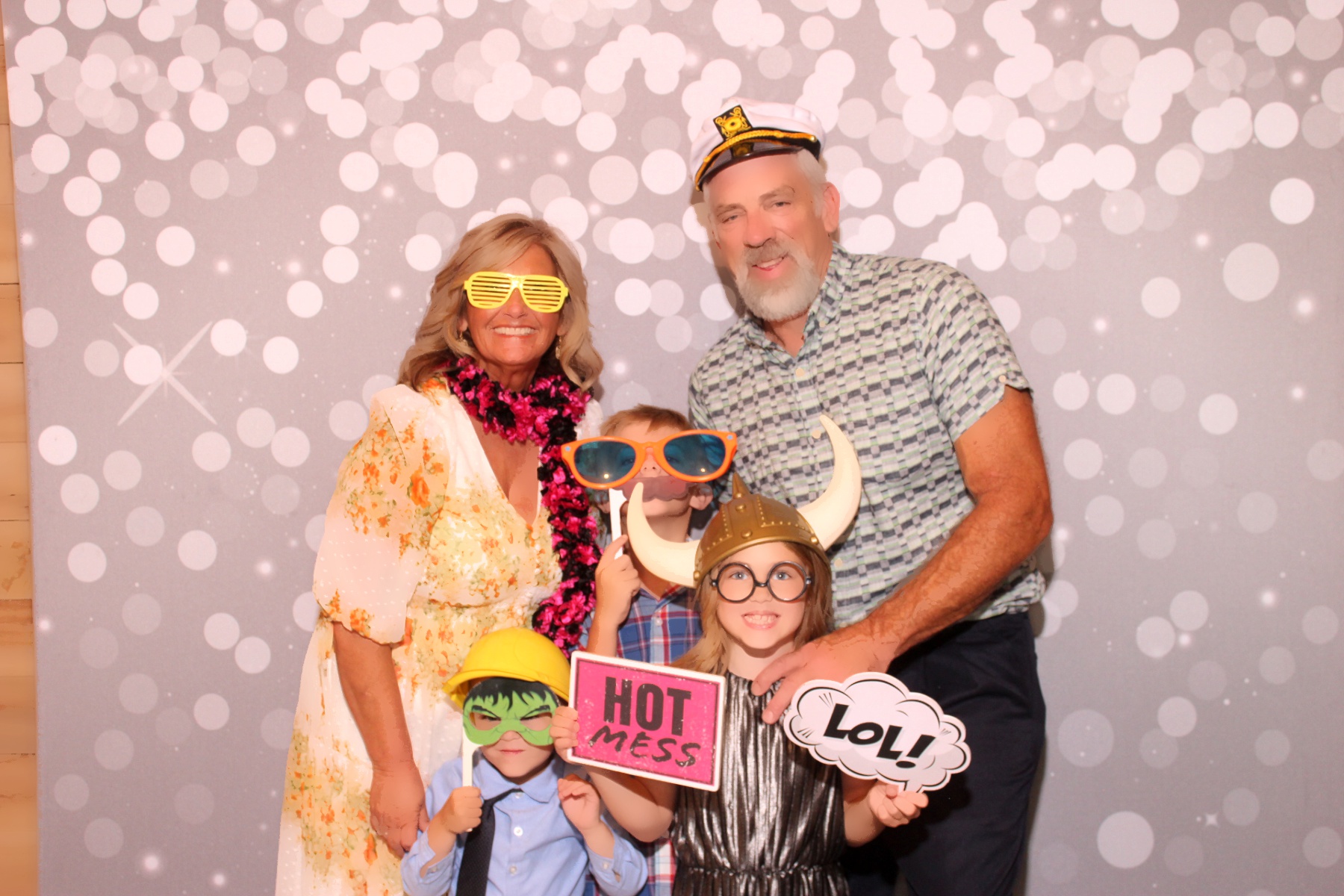 Brooks Wedding | View more photos from the event at gallery.photoboothcincy.com/u/PhotoBoothCincy/Brooks-Wedding-0