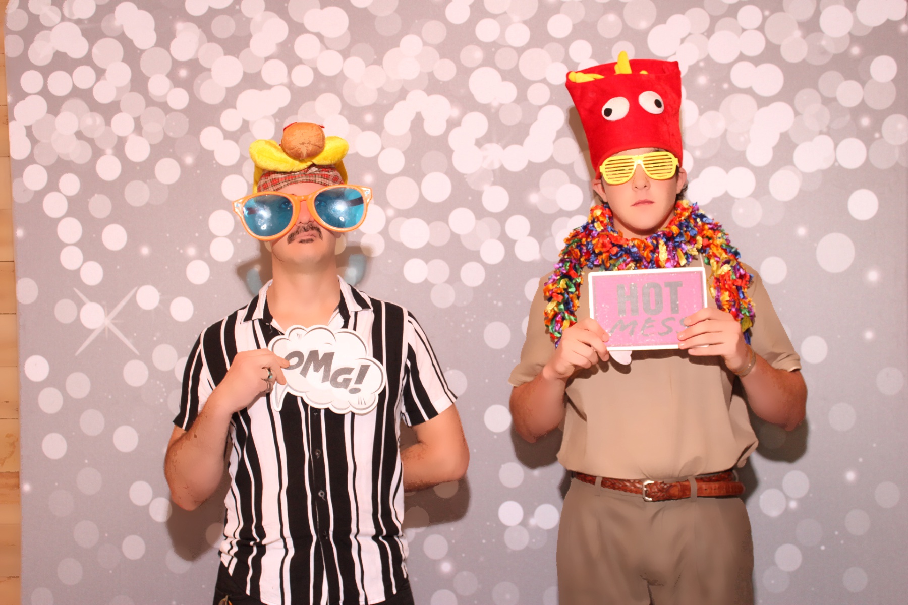 Brooks Wedding | View more photos from the event at gallery.photoboothcincy.com/u/PhotoBoothCincy/Brooks-Wedding-0