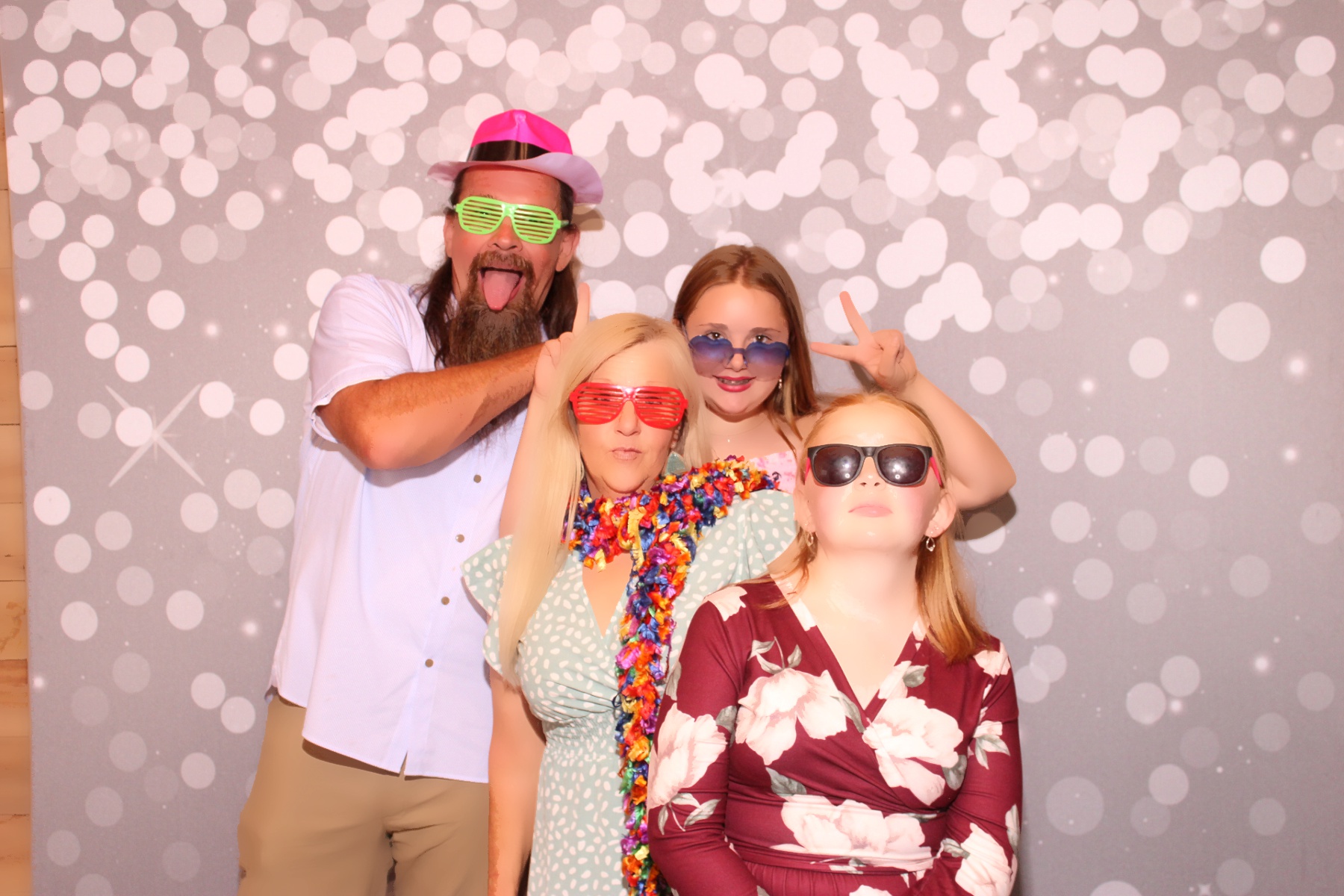 Brooks Wedding | View more photos from the event at gallery.photoboothcincy.com/u/PhotoBoothCincy/Brooks-Wedding-0