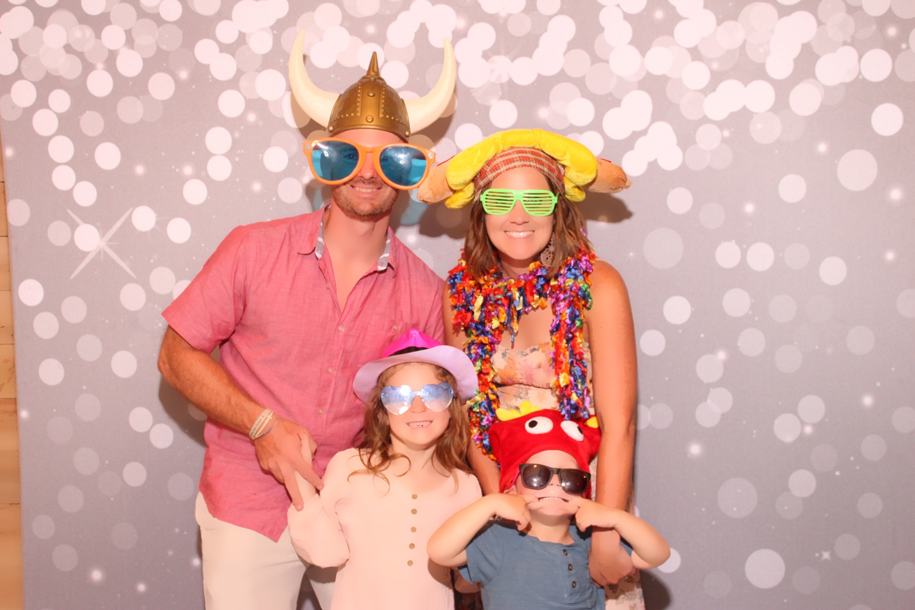 Brooks Wedding | View more photos from the event at gallery.photoboothcincy.com/u/PhotoBoothCincy/Brooks-Wedding-0