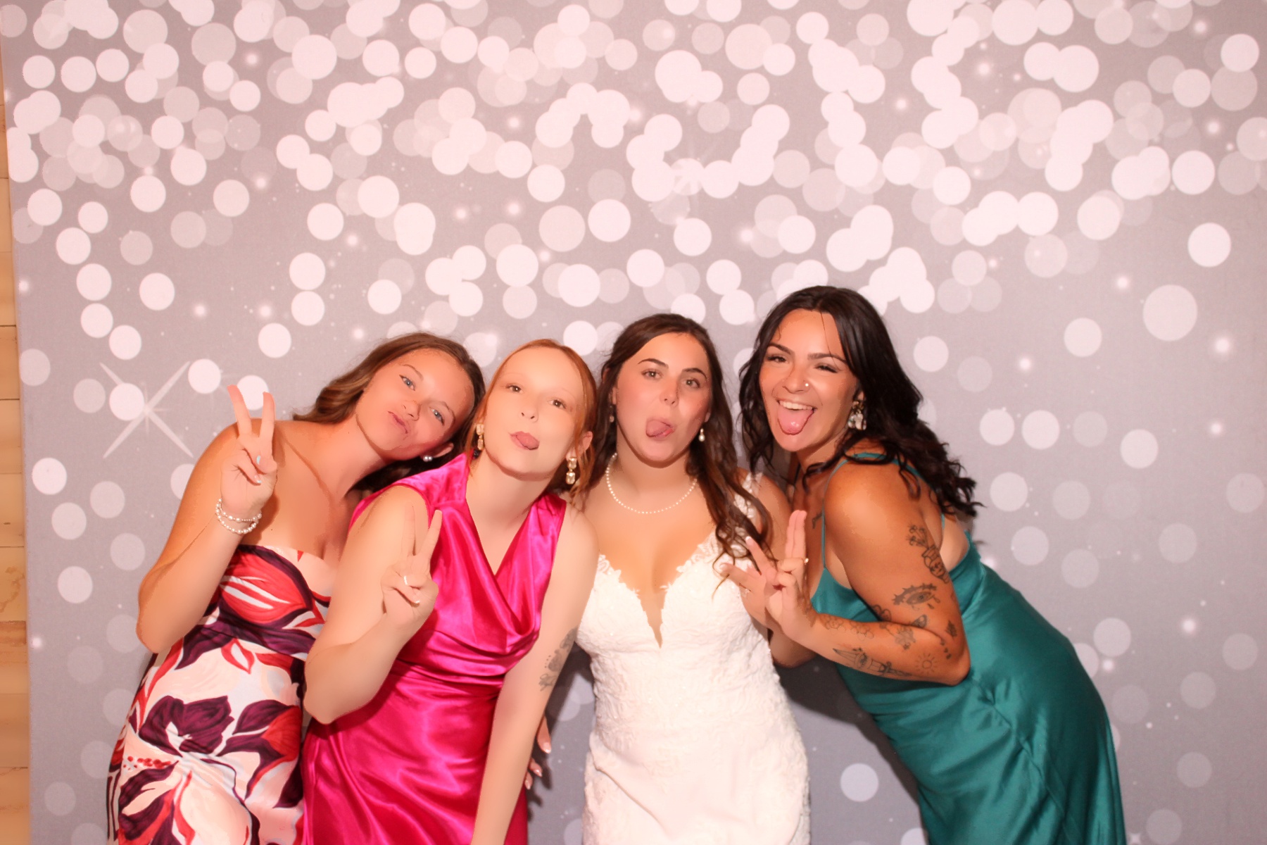 Brooks Wedding | View more photos from the event at gallery.photoboothcincy.com/u/PhotoBoothCincy/Brooks-Wedding-0