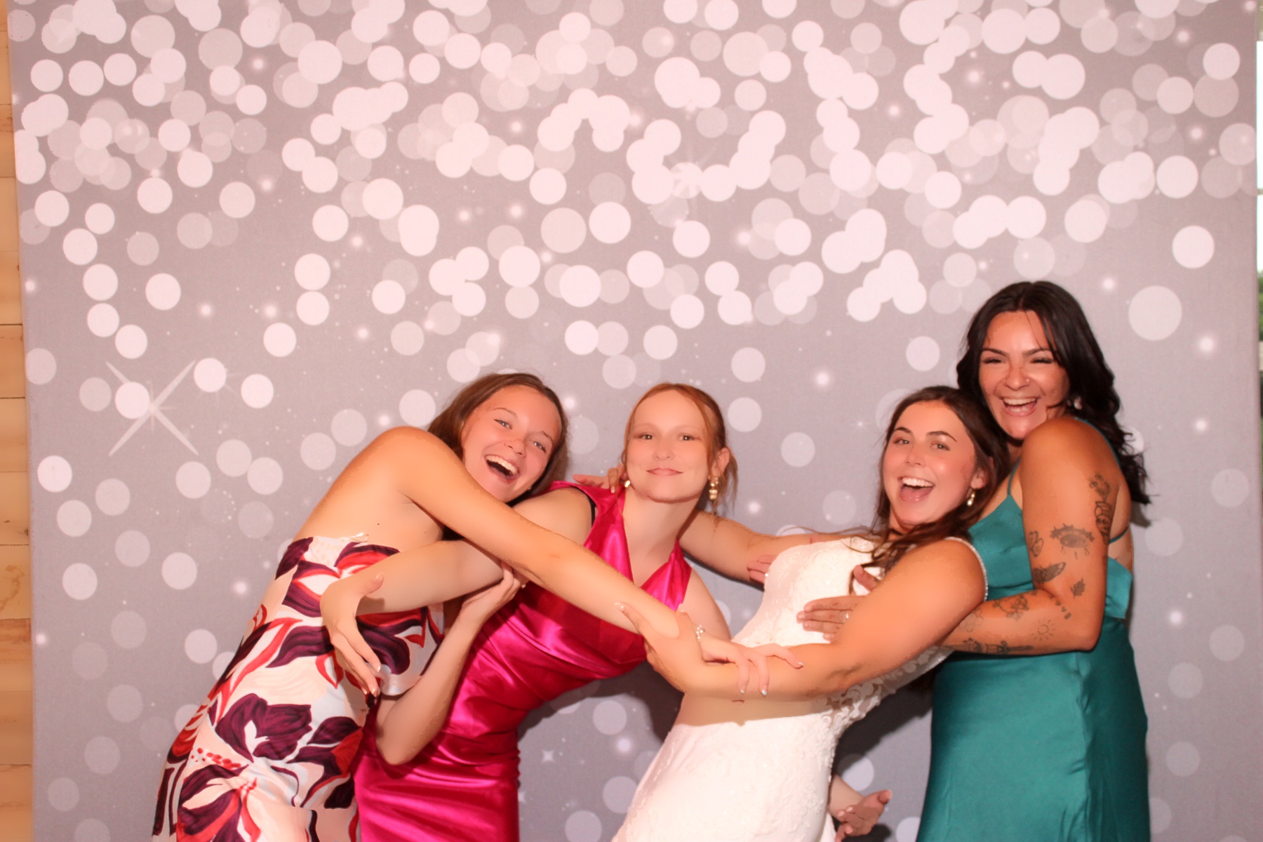 Brooks Wedding | View more photos from the event at gallery.photoboothcincy.com/u/PhotoBoothCincy/Brooks-Wedding-0