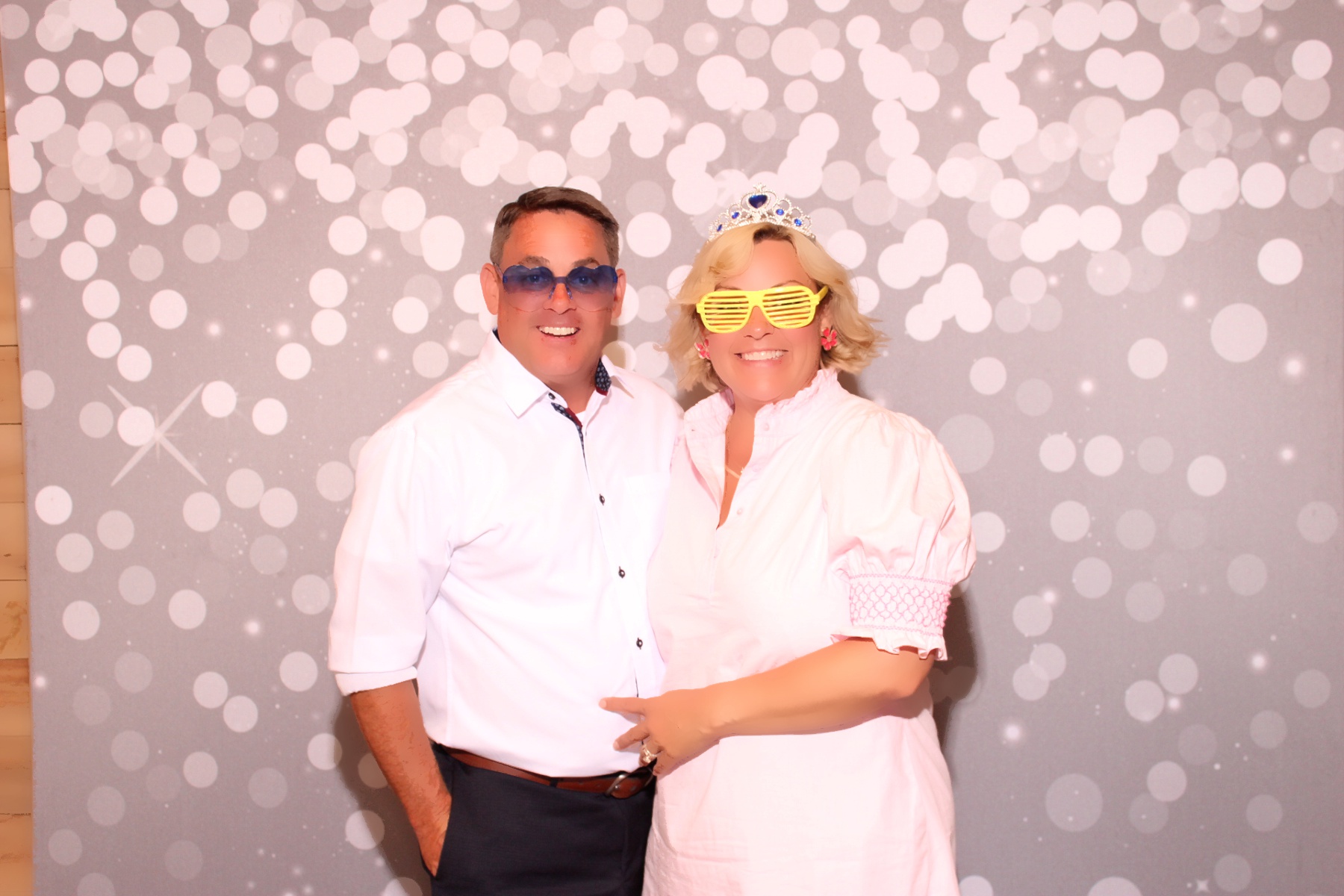 Brooks Wedding | View more photos from the event at gallery.photoboothcincy.com/u/PhotoBoothCincy/Brooks-Wedding-0