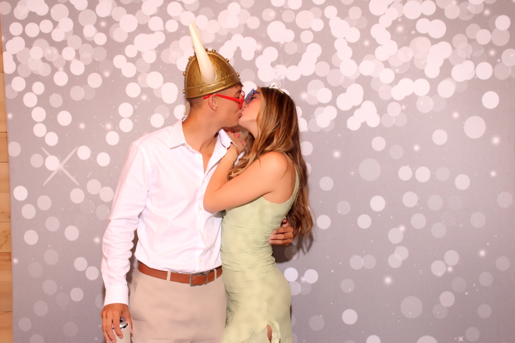 Brooks Wedding | View more photos from the event at gallery.photoboothcincy.com/u/PhotoBoothCincy/Brooks-Wedding-0