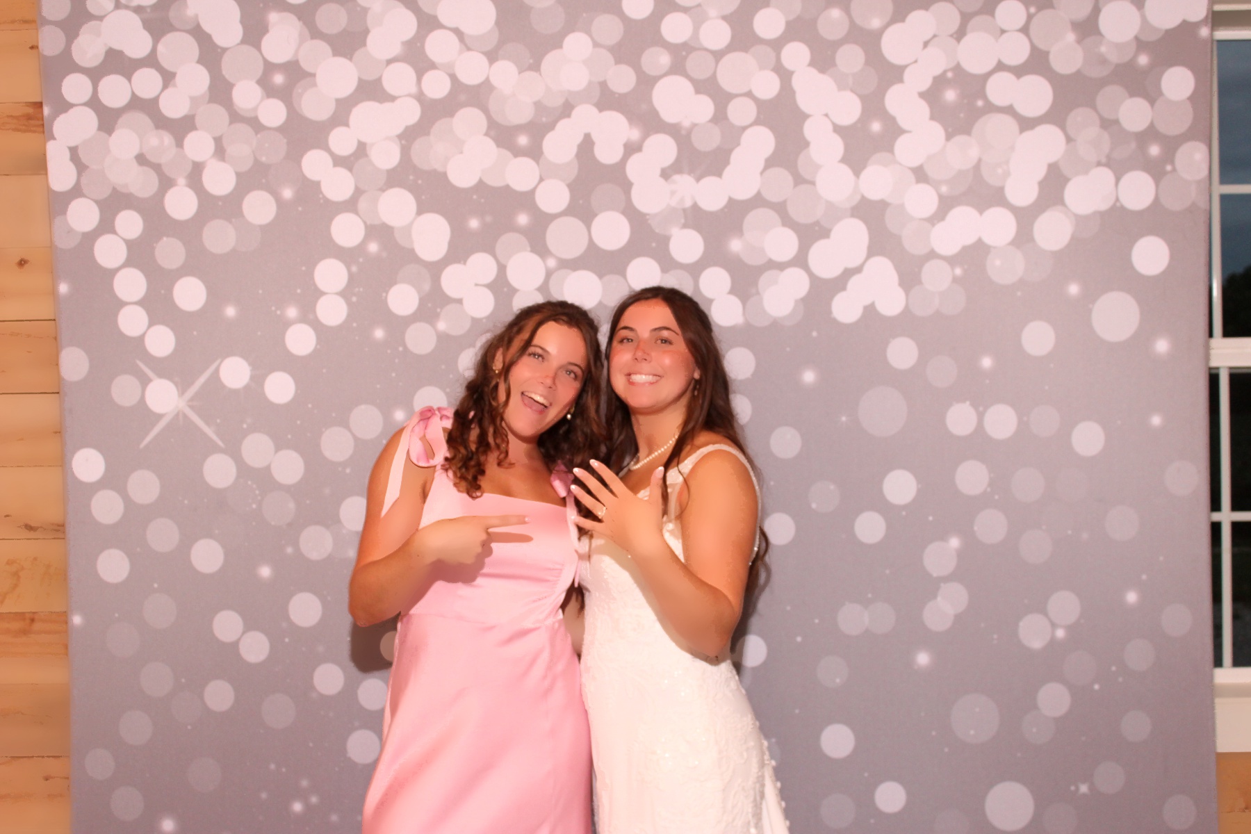Brooks Wedding | View more photos from the event at gallery.photoboothcincy.com/u/PhotoBoothCincy/Brooks-Wedding-0