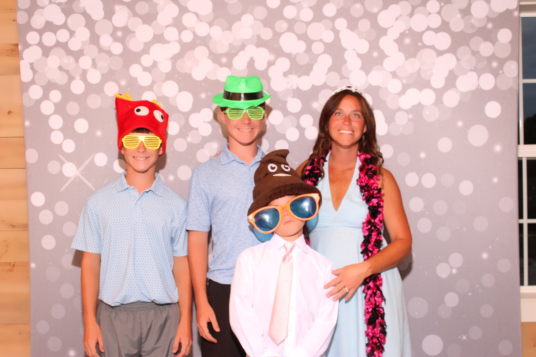 Brooks Wedding | View more photos from the event at gallery.photoboothcincy.com/u/PhotoBoothCincy/Brooks-Wedding-0