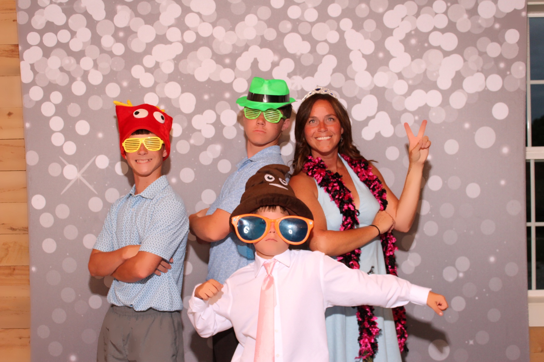 Brooks Wedding | View more photos from the event at gallery.photoboothcincy.com/u/PhotoBoothCincy/Brooks-Wedding-0