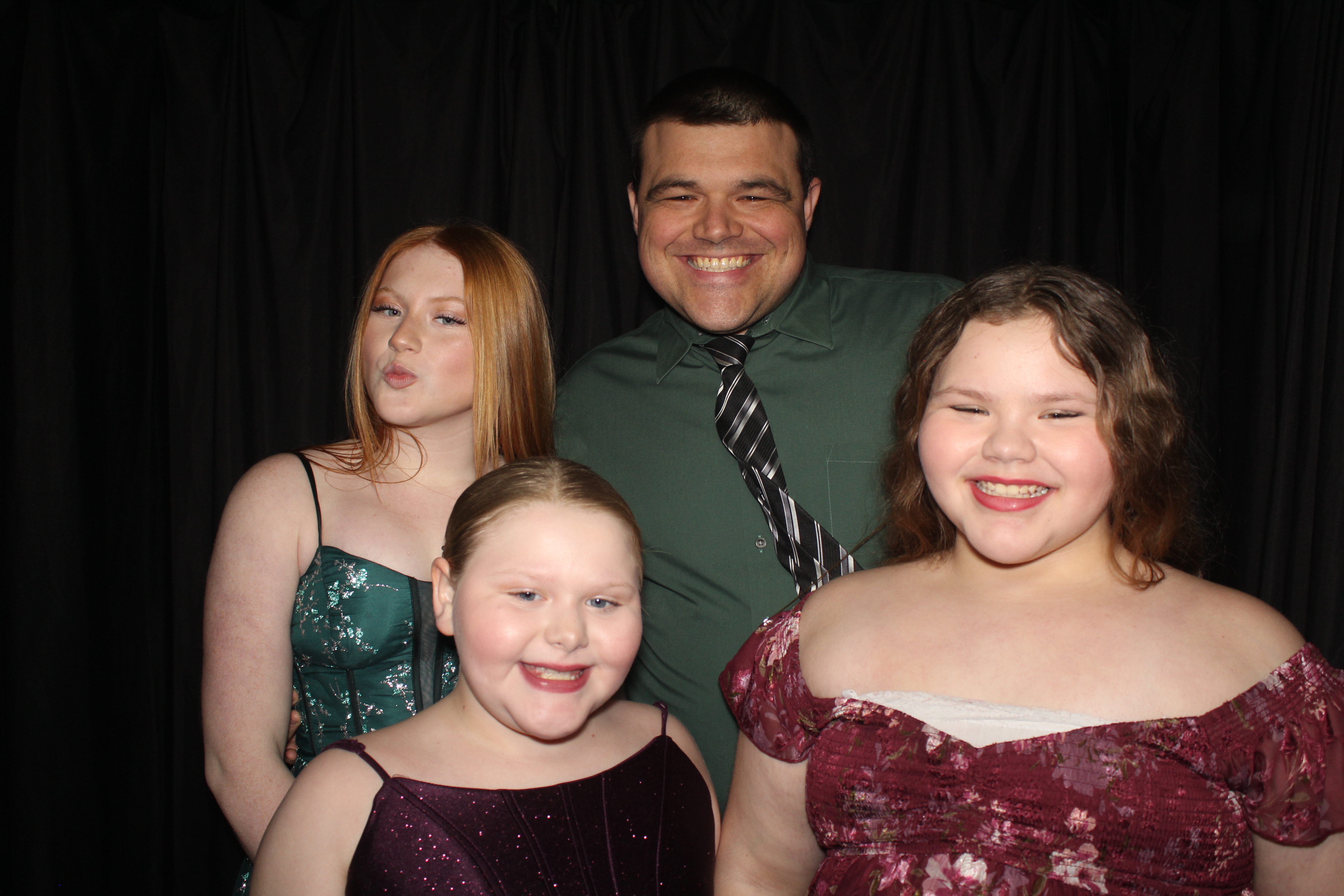 Brookwood Enchanted Father/Daughter Dance Part 2 | View more photos from the event at gallery.photoboothcincy.com/u/PhotoBoothCincy/Brookwood-Enchanted-FatherDaughter-Dance-Part-2