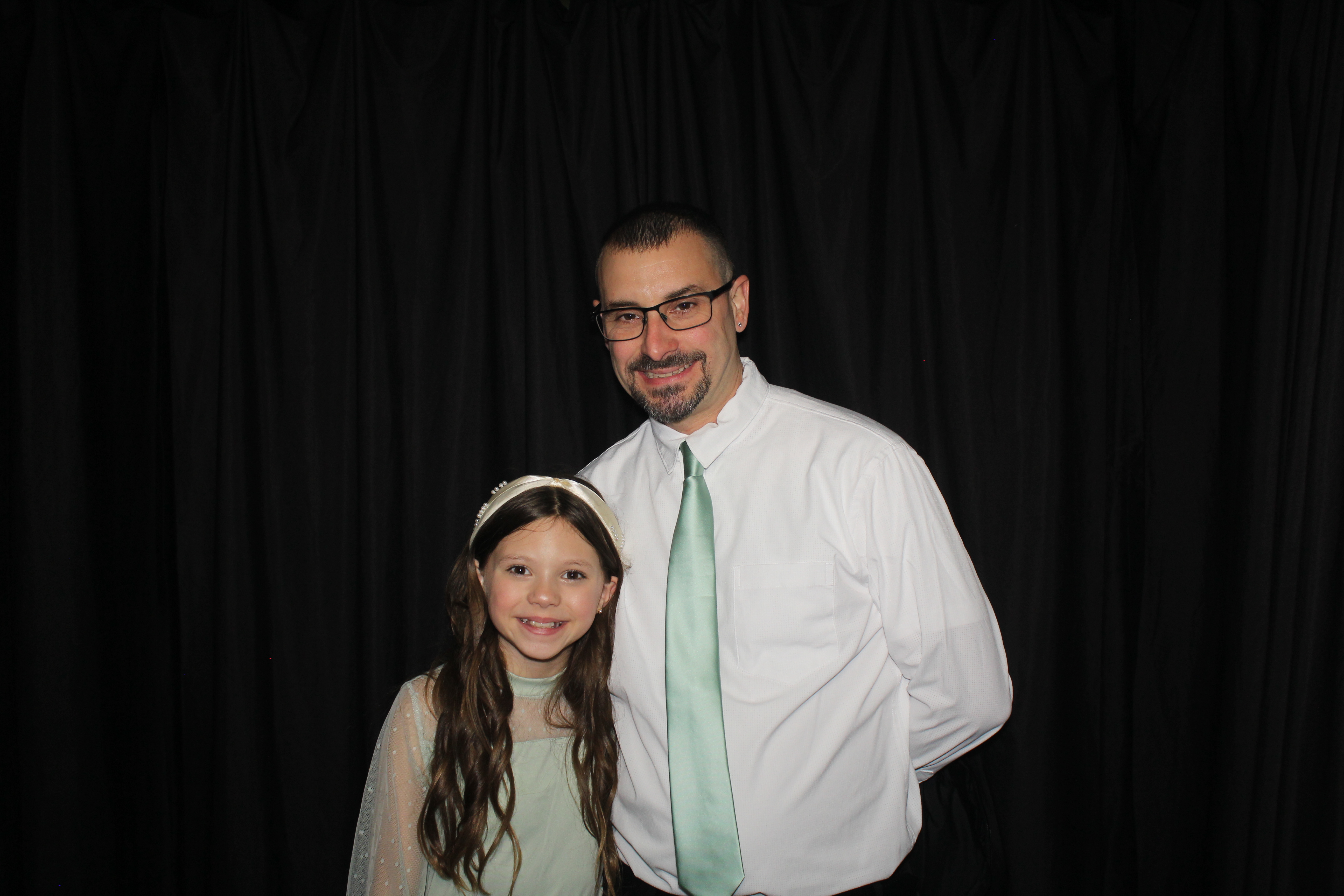Brookwood Enchanted Father/Daughter Dance Part 2 | View more photos from the event at gallery.photoboothcincy.com/u/PhotoBoothCincy/Brookwood-Enchanted-FatherDaughter-Dance-Part-2