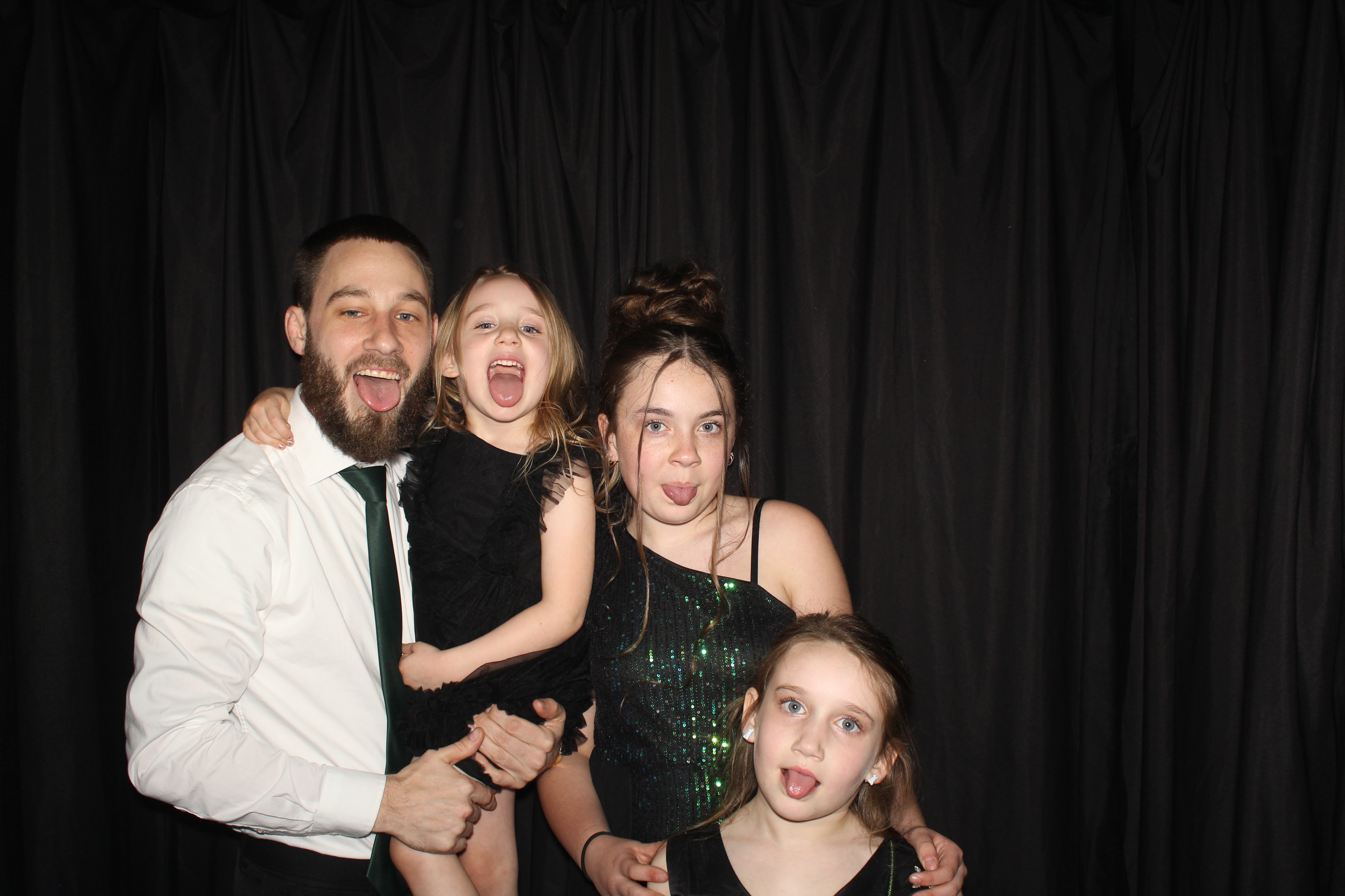Brookwood Enchanted Father/Daughter Dance Part 2 | View more photos from the event at gallery.photoboothcincy.com/u/PhotoBoothCincy/Brookwood-Enchanted-FatherDaughter-Dance-Part-2