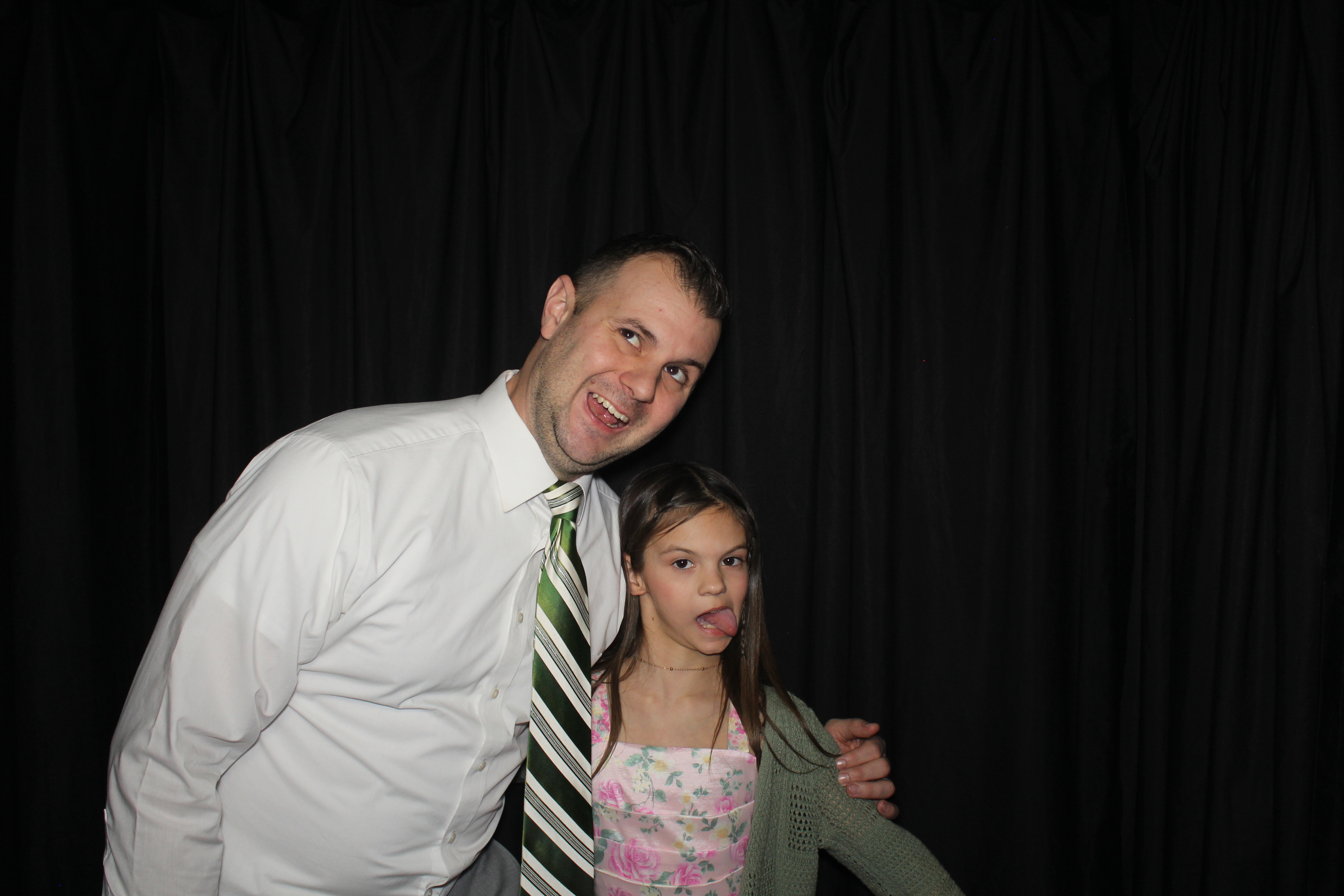 Brookwood Enchanted Father/Daughter Dance Part 2 | View more photos from the event at gallery.photoboothcincy.com/u/PhotoBoothCincy/Brookwood-Enchanted-FatherDaughter-Dance-Part-2