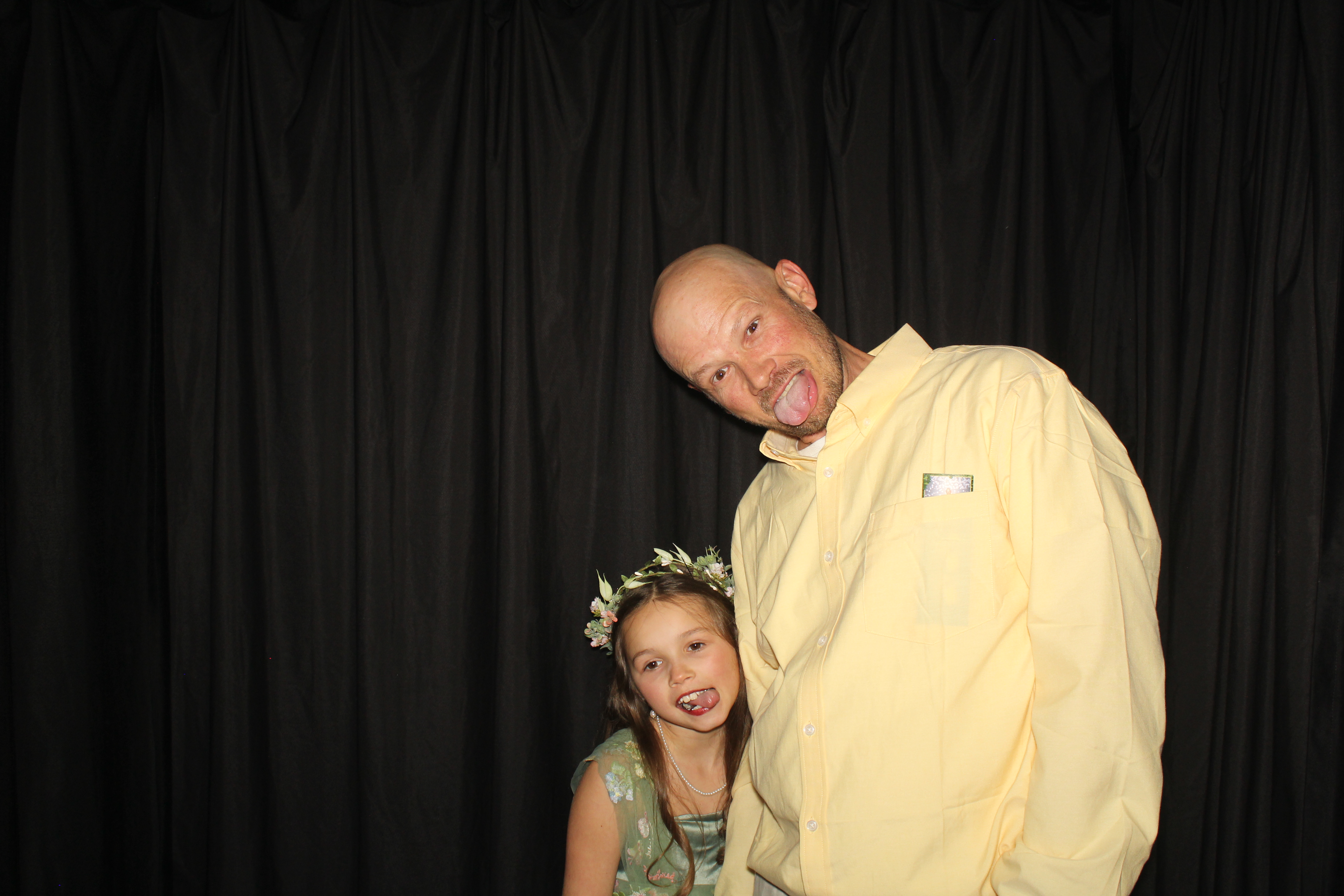 Brookwood Enchanted Father/Daughter Dance Part 2 | View more photos from the event at gallery.photoboothcincy.com/u/PhotoBoothCincy/Brookwood-Enchanted-FatherDaughter-Dance-Part-2