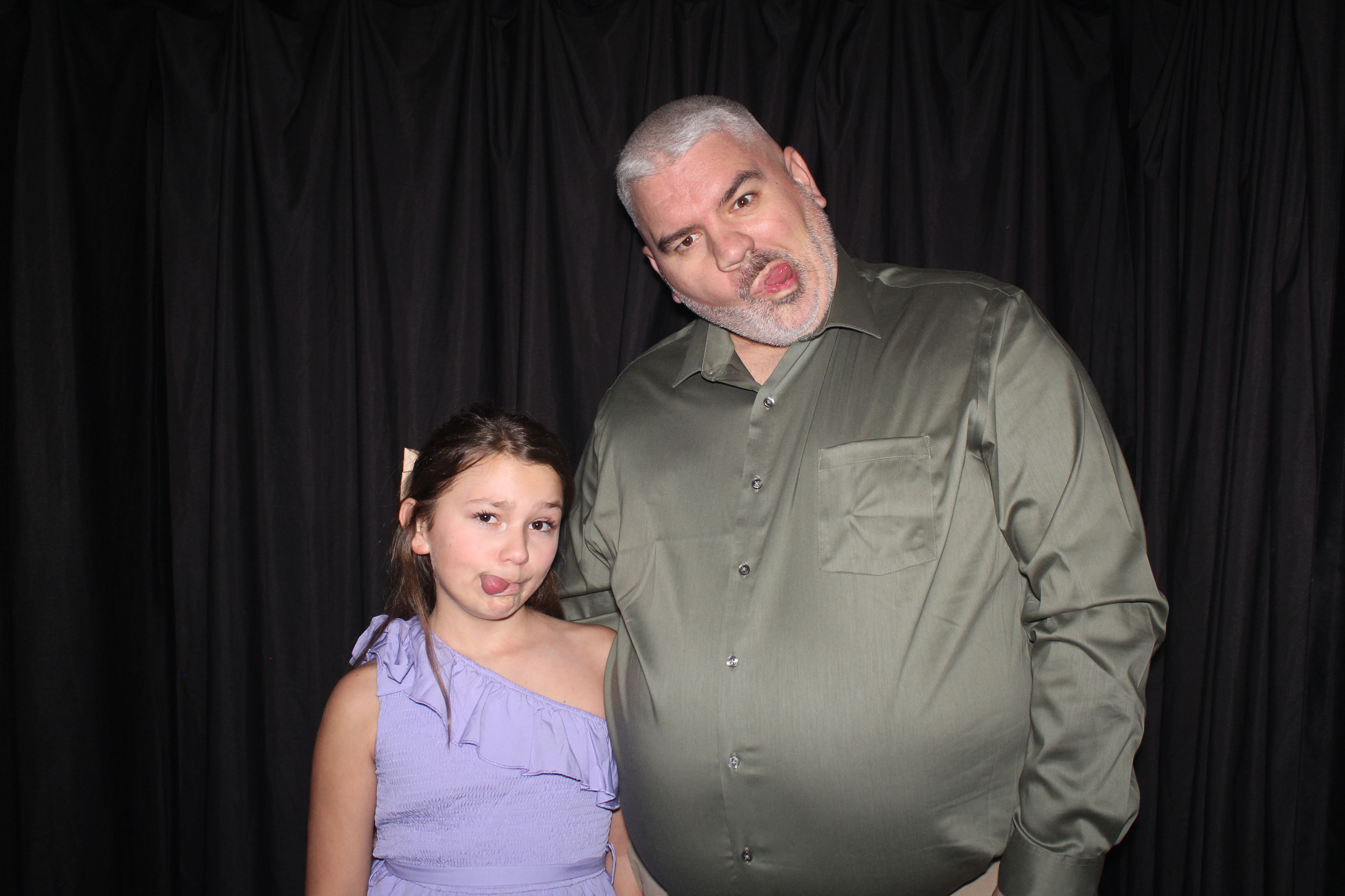 Brookwood Enchanted Father/Daughter Dance Part 2 | View more photos from the event at gallery.photoboothcincy.com/u/PhotoBoothCincy/Brookwood-Enchanted-FatherDaughter-Dance-Part-2
