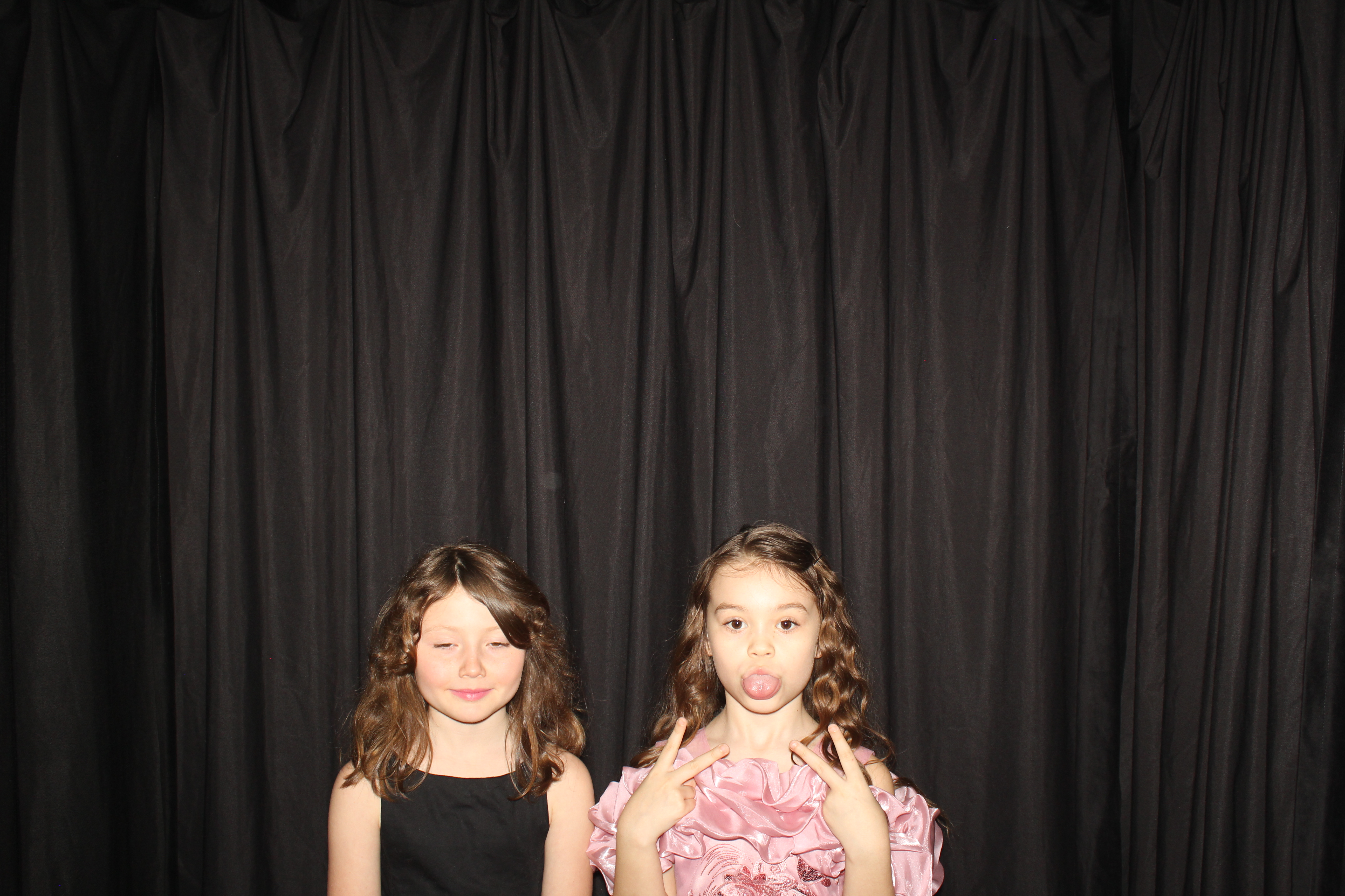 Brookwood Enchanted Father/Daughter Dance Part 2 | View more photos from the event at gallery.photoboothcincy.com/u/PhotoBoothCincy/Brookwood-Enchanted-FatherDaughter-Dance-Part-2
