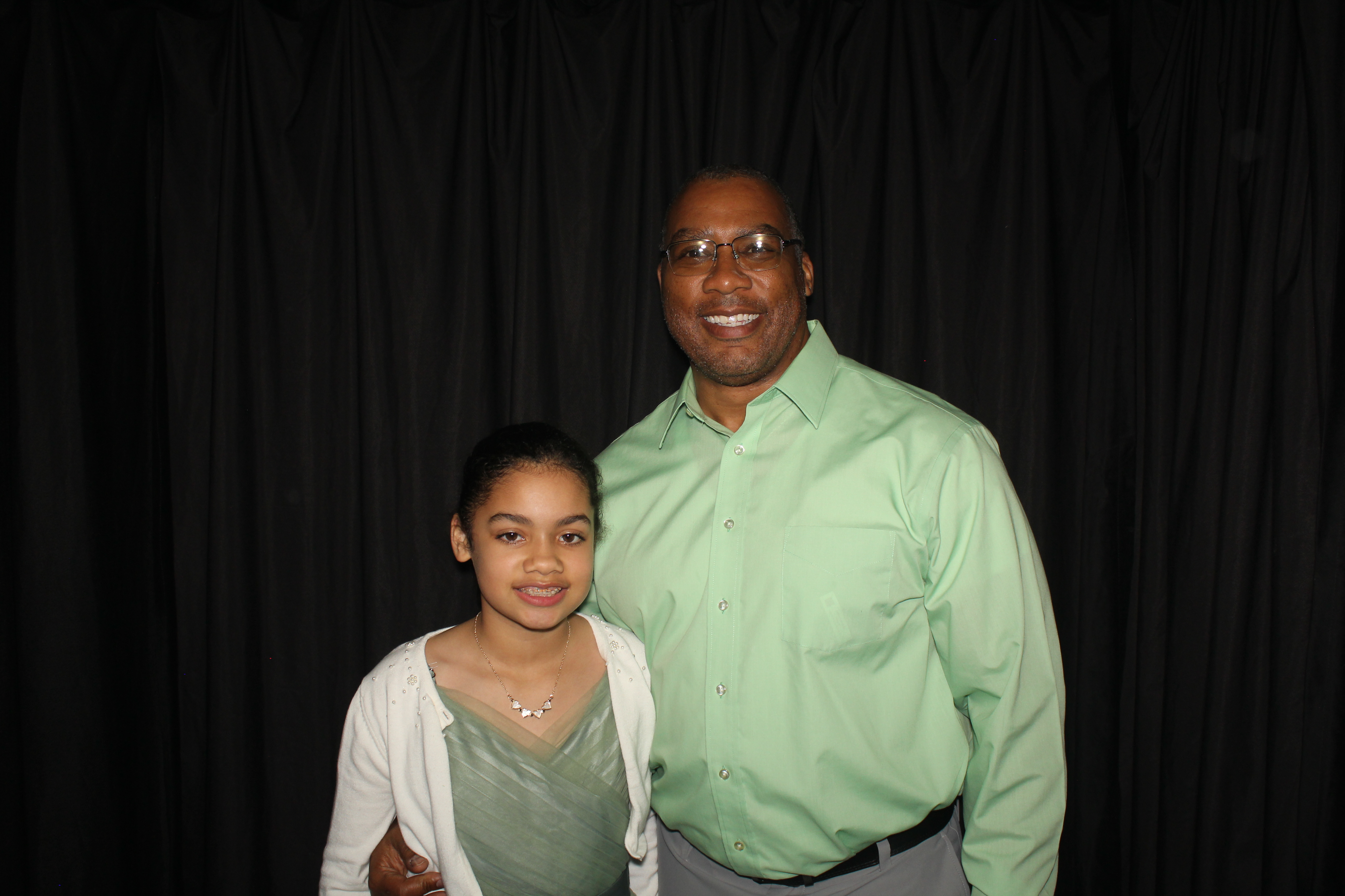 Brookwood Enchanted Father/Daughter Dance Part 2 | View more photos from the event at gallery.photoboothcincy.com/u/PhotoBoothCincy/Brookwood-Enchanted-FatherDaughter-Dance-Part-2