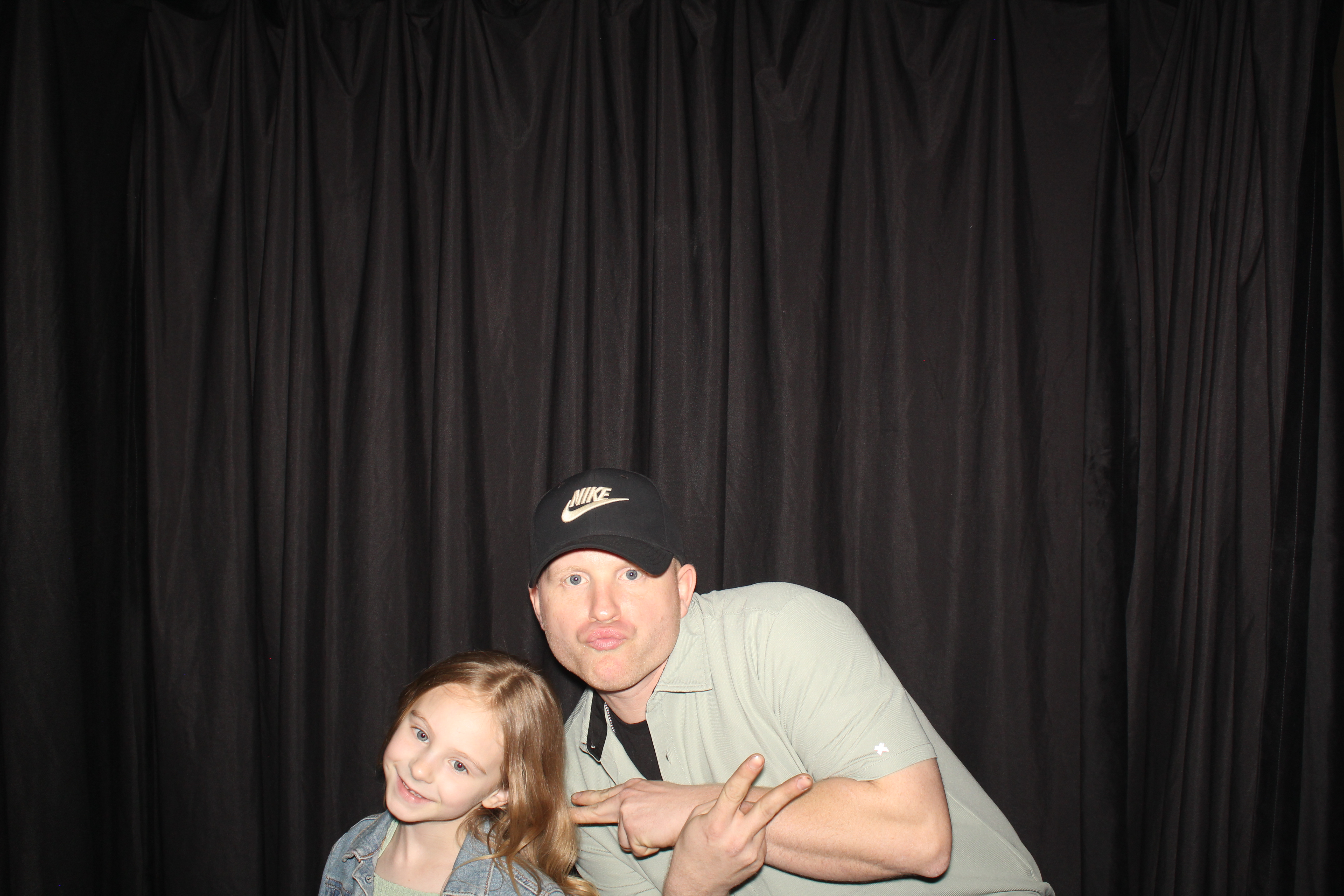 Brookwood Enchanted Father/Daughter Dance Part 2 | View more photos from the event at gallery.photoboothcincy.com/u/PhotoBoothCincy/Brookwood-Enchanted-FatherDaughter-Dance-Part-2