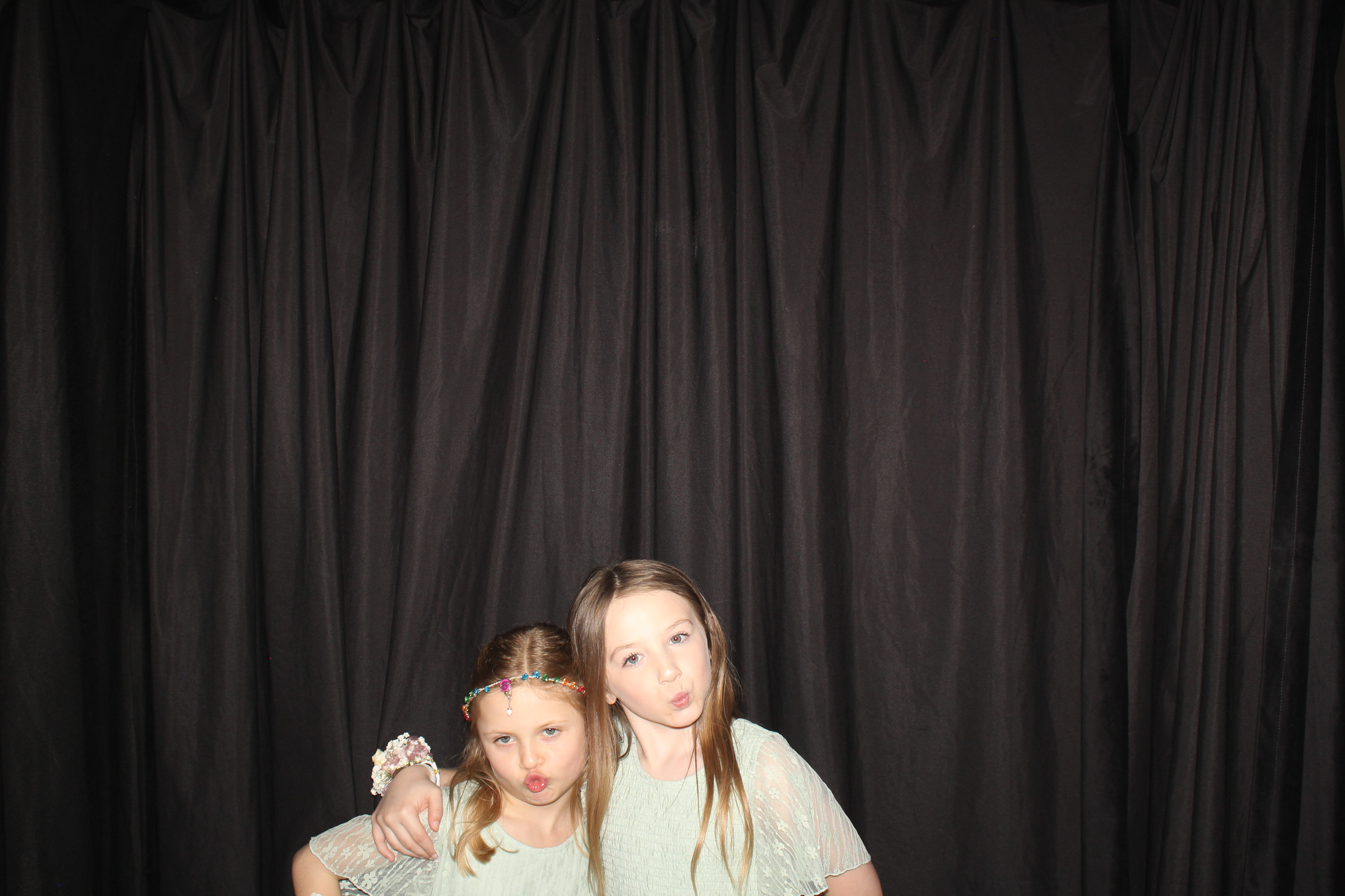 Brookwood Enchanted Father/Daughter Dance Part 2 | View more photos from the event at gallery.photoboothcincy.com/u/PhotoBoothCincy/Brookwood-Enchanted-FatherDaughter-Dance-Part-2
