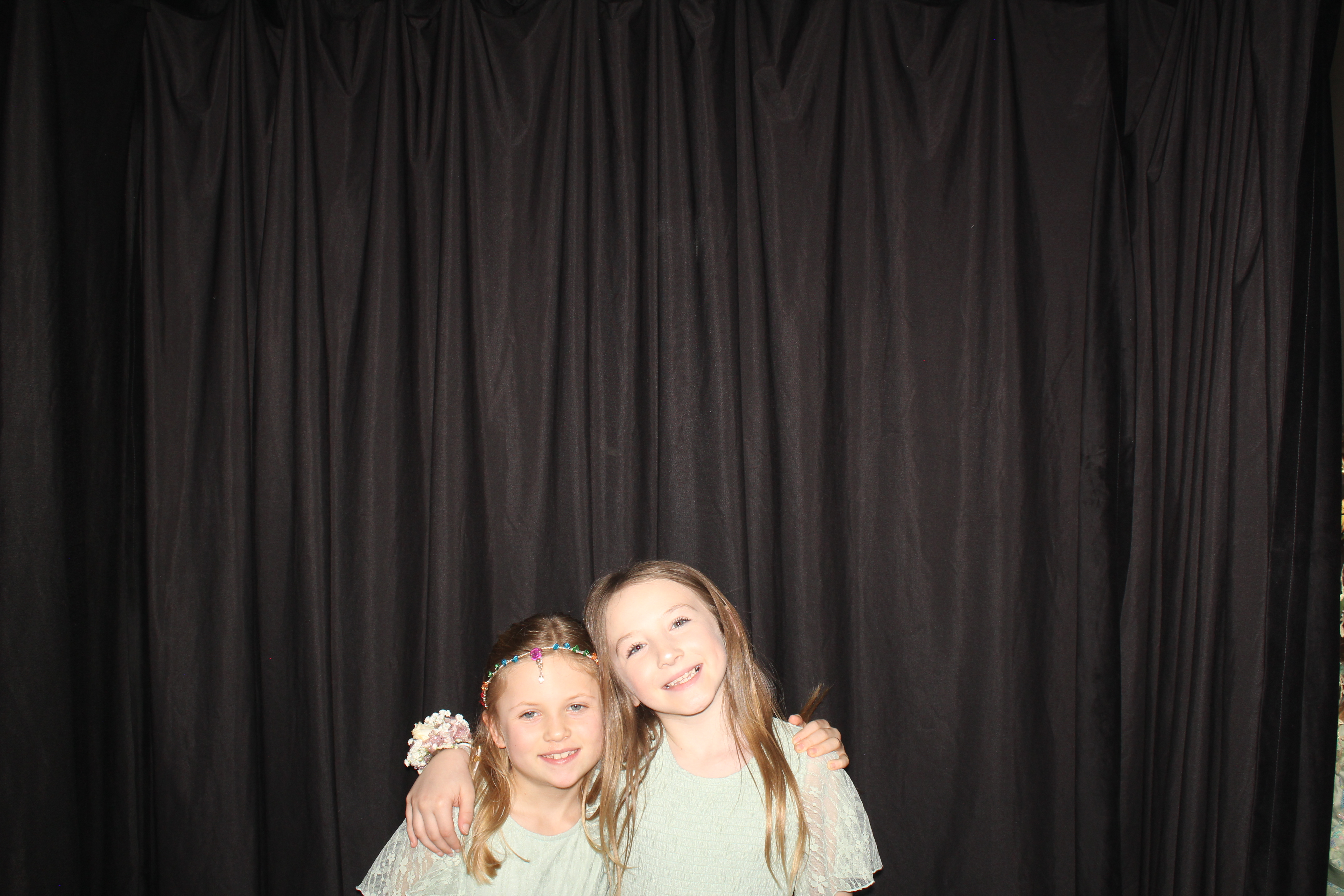 Brookwood Enchanted Father/Daughter Dance Part 2 | View more photos from the event at gallery.photoboothcincy.com/u/PhotoBoothCincy/Brookwood-Enchanted-FatherDaughter-Dance-Part-2