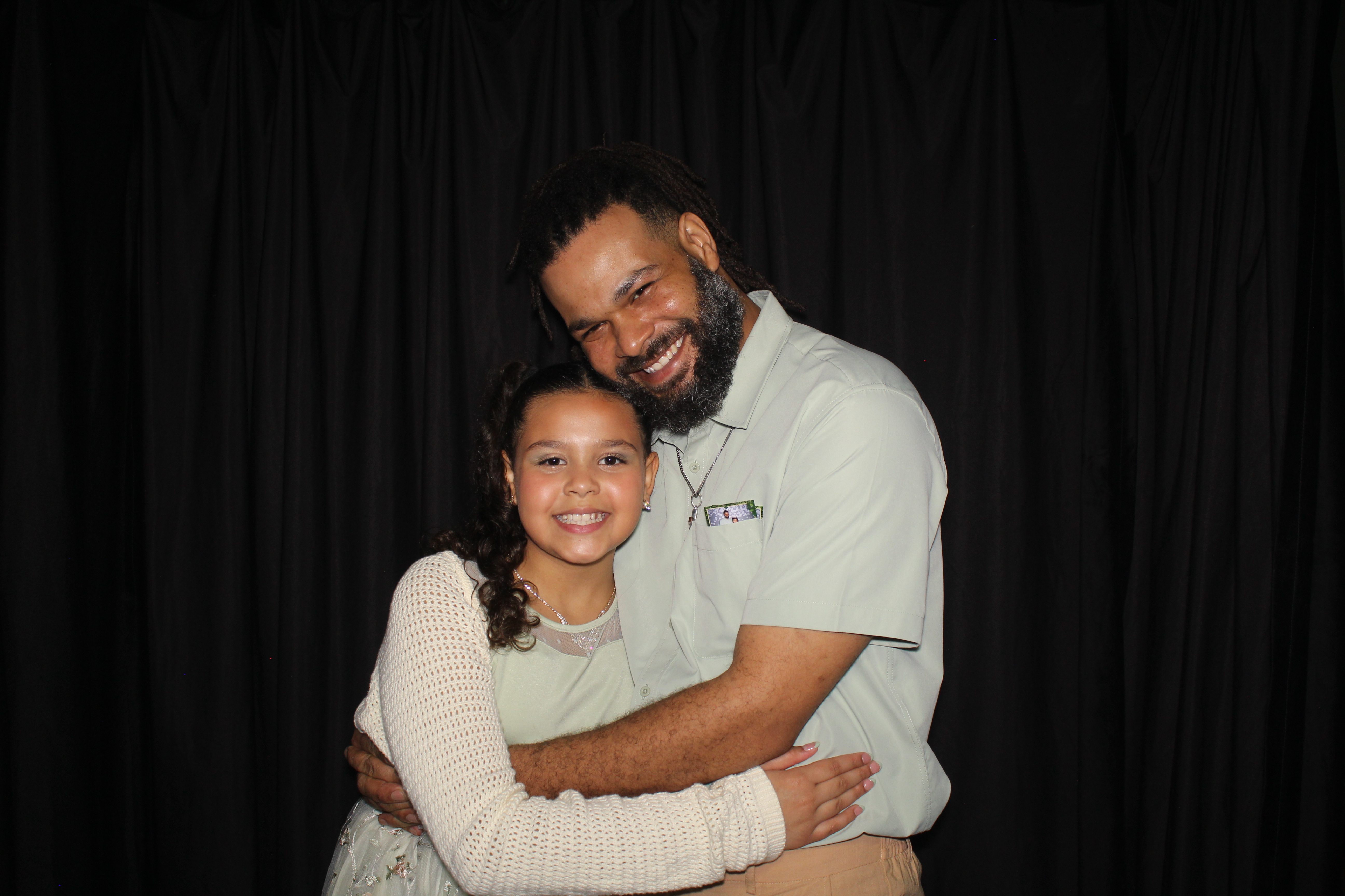 Brookwood Enchanted Father/Daughter Dance Part 2 | View more photos from the event at gallery.photoboothcincy.com/u/PhotoBoothCincy/Brookwood-Enchanted-FatherDaughter-Dance-Part-2