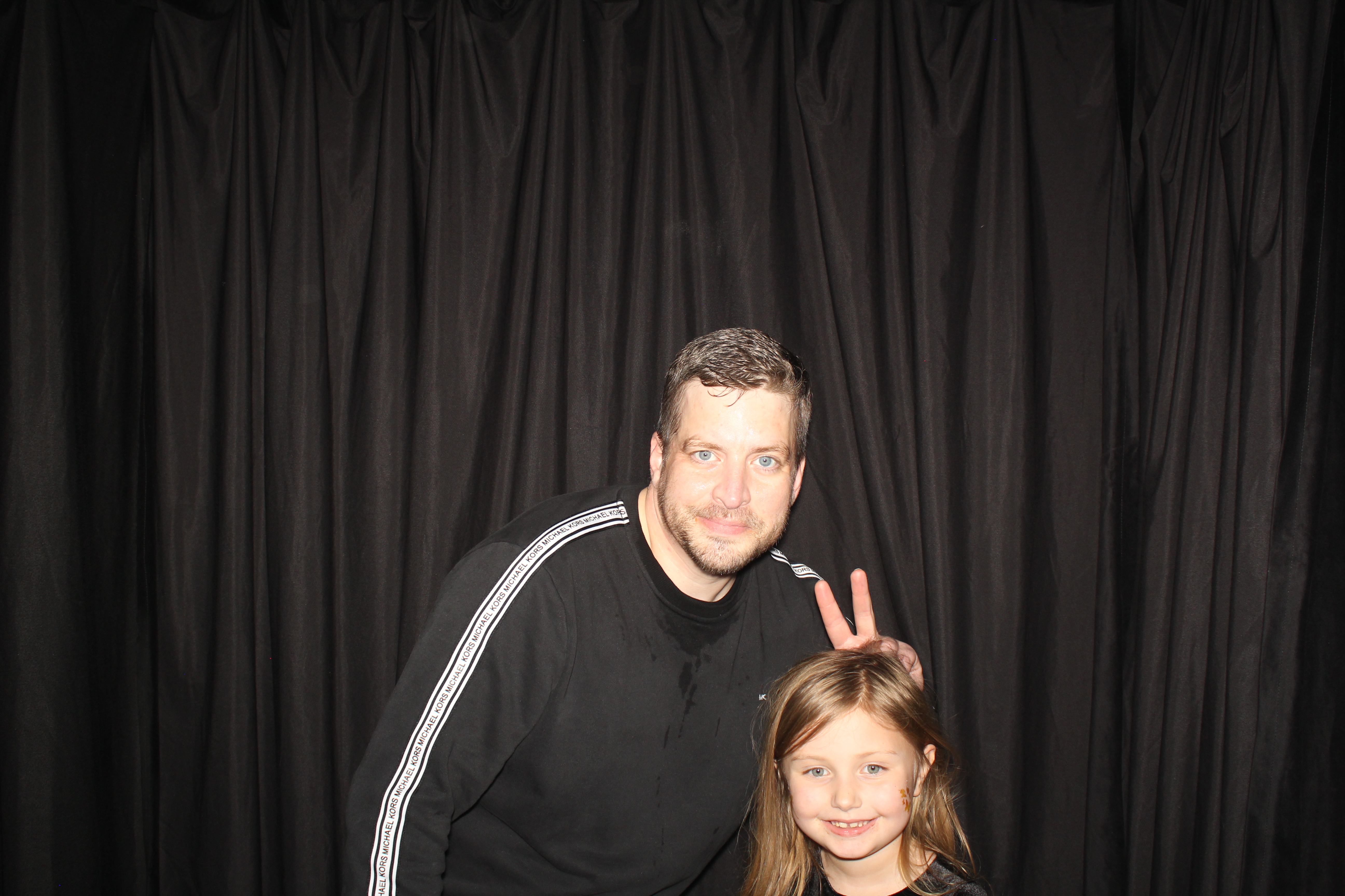 Brookwood Enchanted Father/Daughter Dance Part 2 | View more photos from the event at gallery.photoboothcincy.com/u/PhotoBoothCincy/Brookwood-Enchanted-FatherDaughter-Dance-Part-2