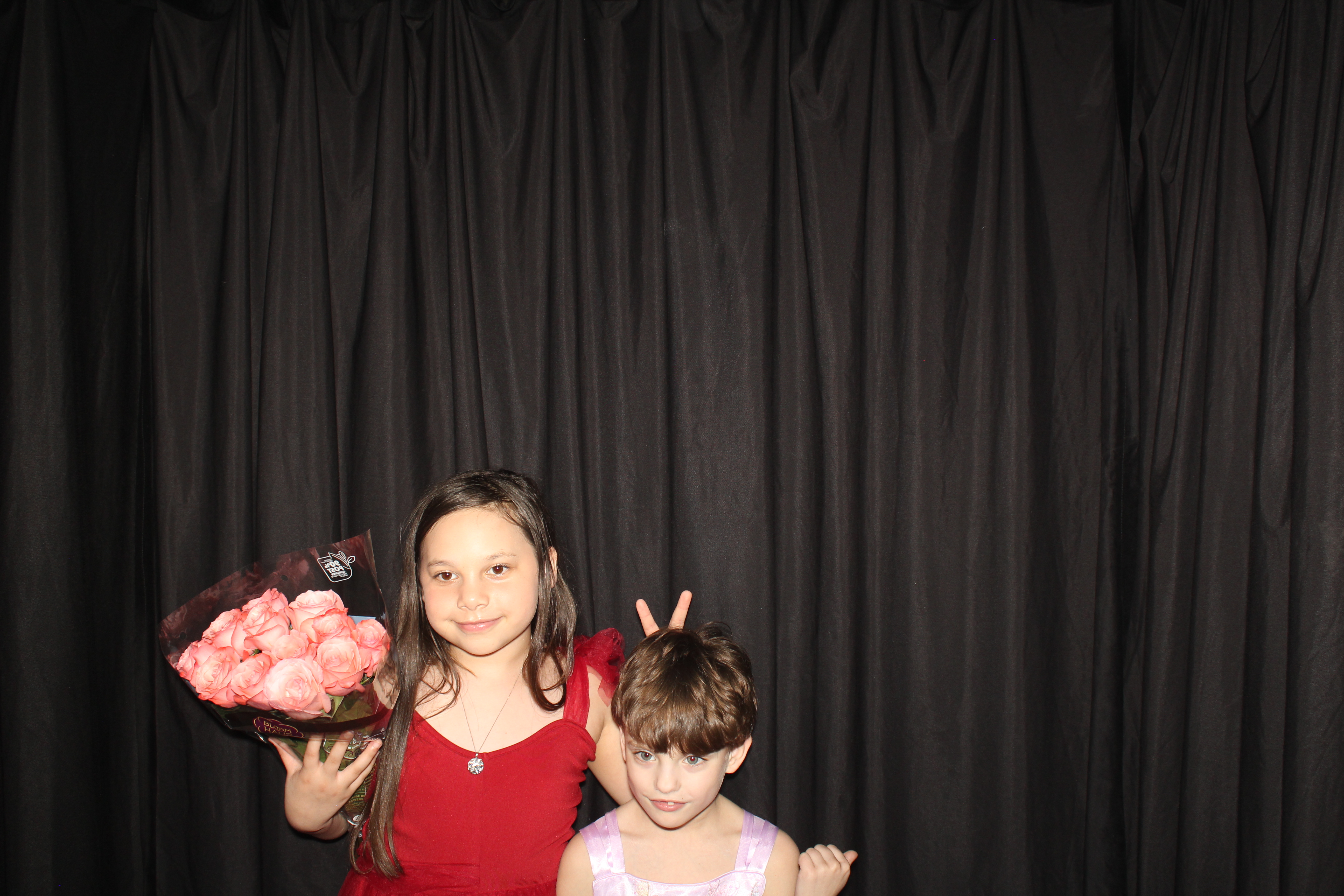 Brookwood Enchanted Father/Daughter Dance Part 2 | View more photos from the event at gallery.photoboothcincy.com/u/PhotoBoothCincy/Brookwood-Enchanted-FatherDaughter-Dance-Part-2