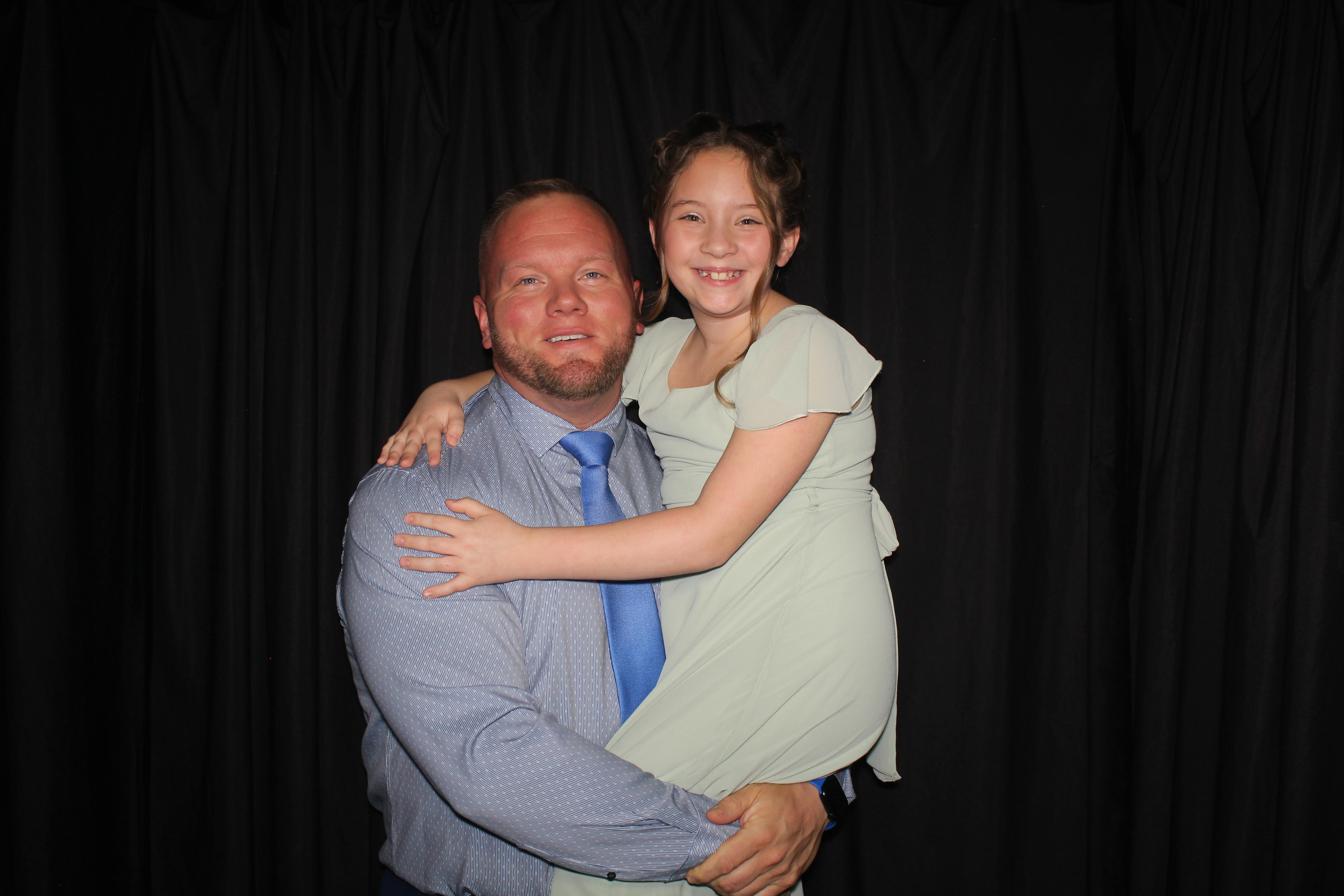 Brookwood Enchanted Father/Daughter Dance Part 2 | View more photos from the event at gallery.photoboothcincy.com/u/PhotoBoothCincy/Brookwood-Enchanted-FatherDaughter-Dance-Part-2