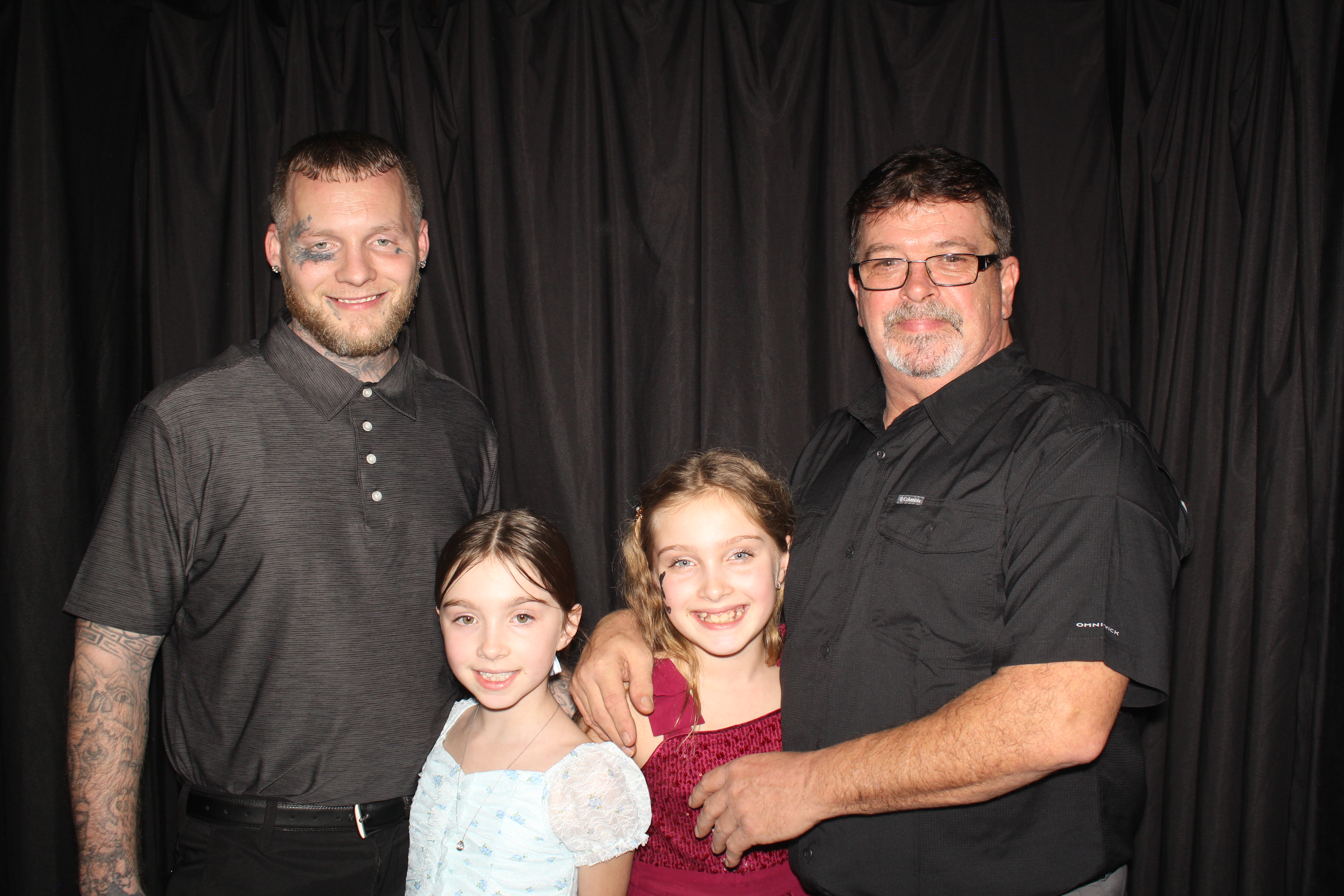 Brookwood Enchanted Father/Daughter Dance Part 2 | View more photos from the event at gallery.photoboothcincy.com/u/PhotoBoothCincy/Brookwood-Enchanted-FatherDaughter-Dance-Part-2