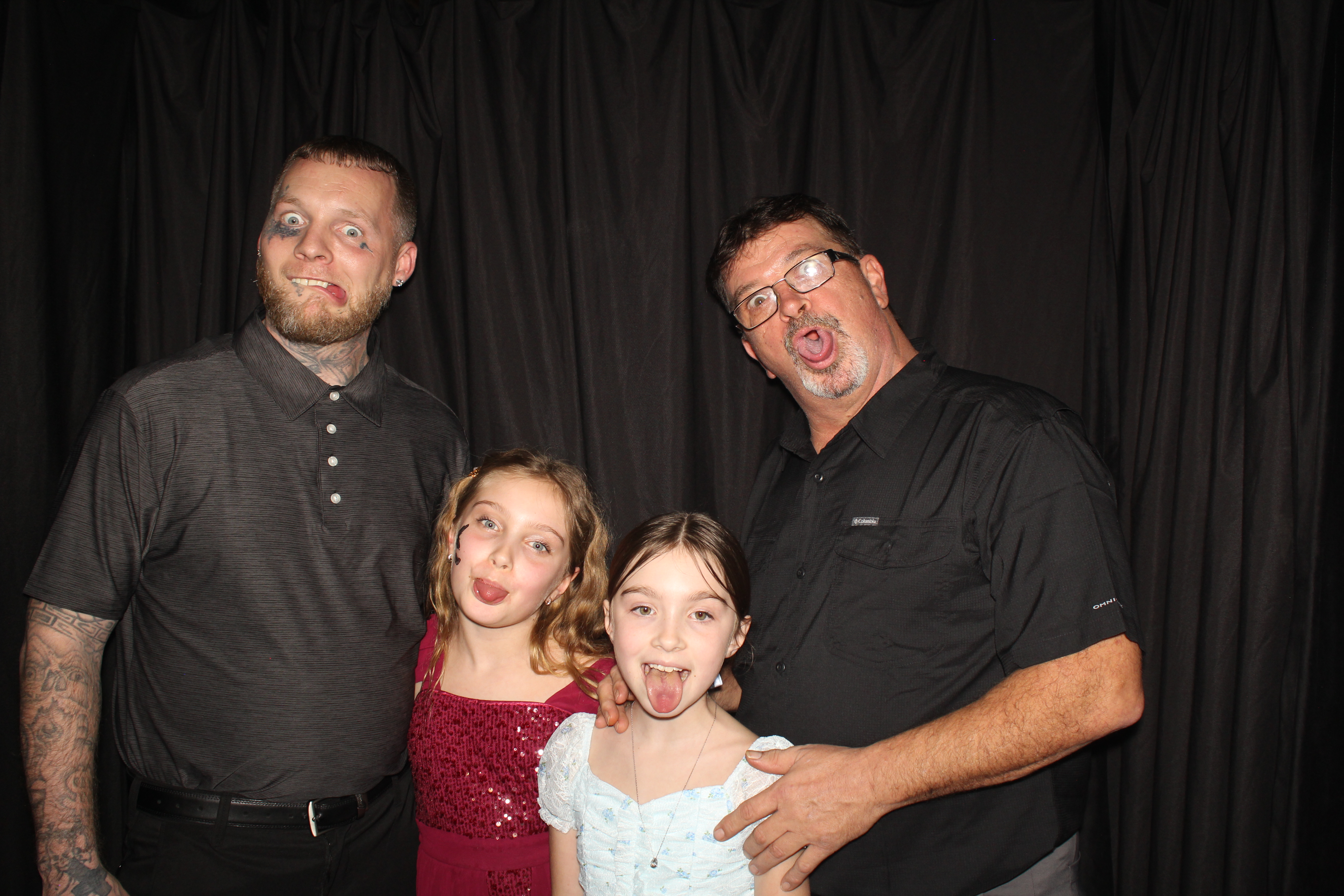 Brookwood Enchanted Father/Daughter Dance Part 2 | View more photos from the event at gallery.photoboothcincy.com/u/PhotoBoothCincy/Brookwood-Enchanted-FatherDaughter-Dance-Part-2