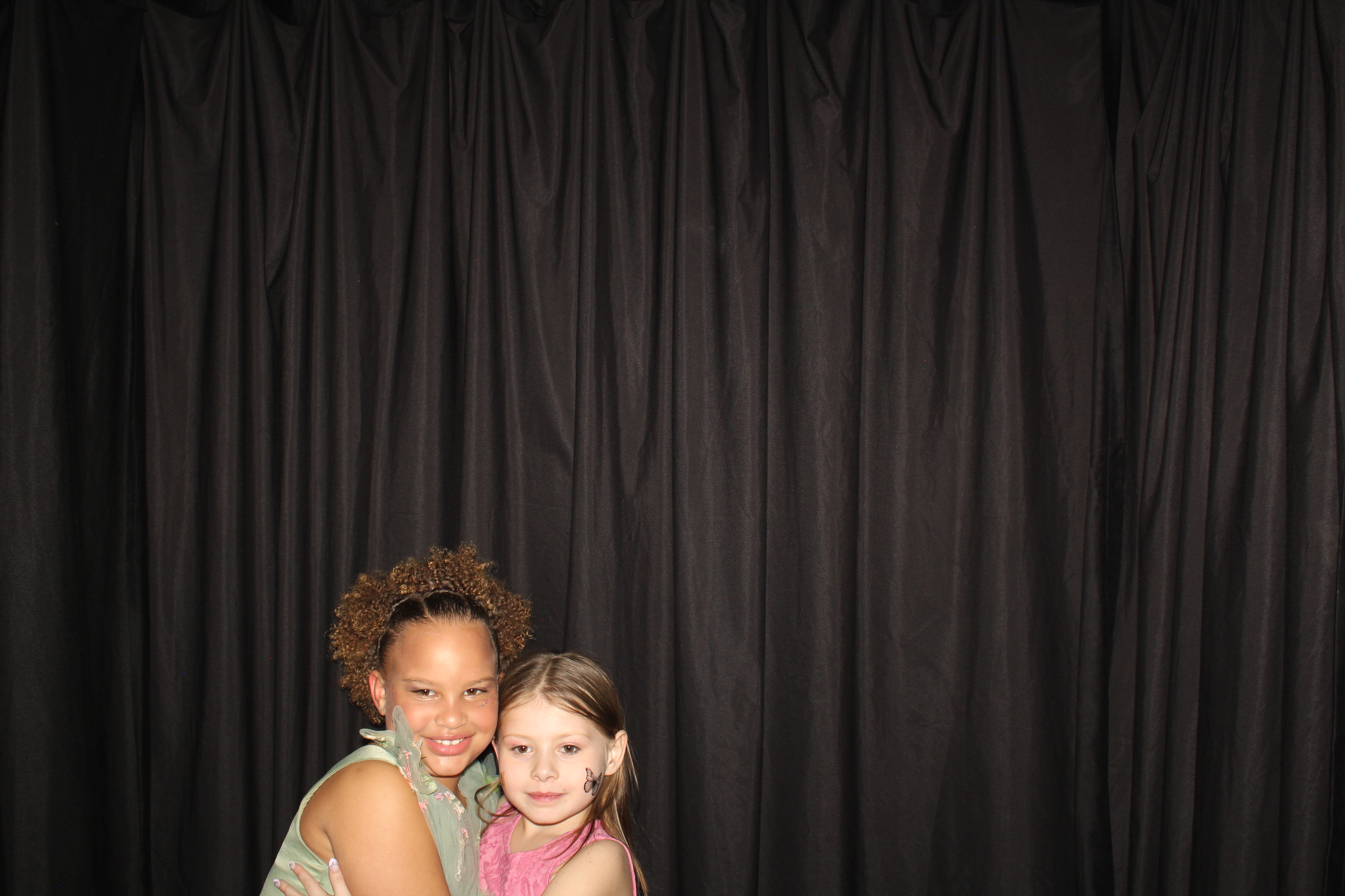 Brookwood Enchanted Father/Daughter Dance Part 2 | View more photos from the event at gallery.photoboothcincy.com/u/PhotoBoothCincy/Brookwood-Enchanted-FatherDaughter-Dance-Part-2