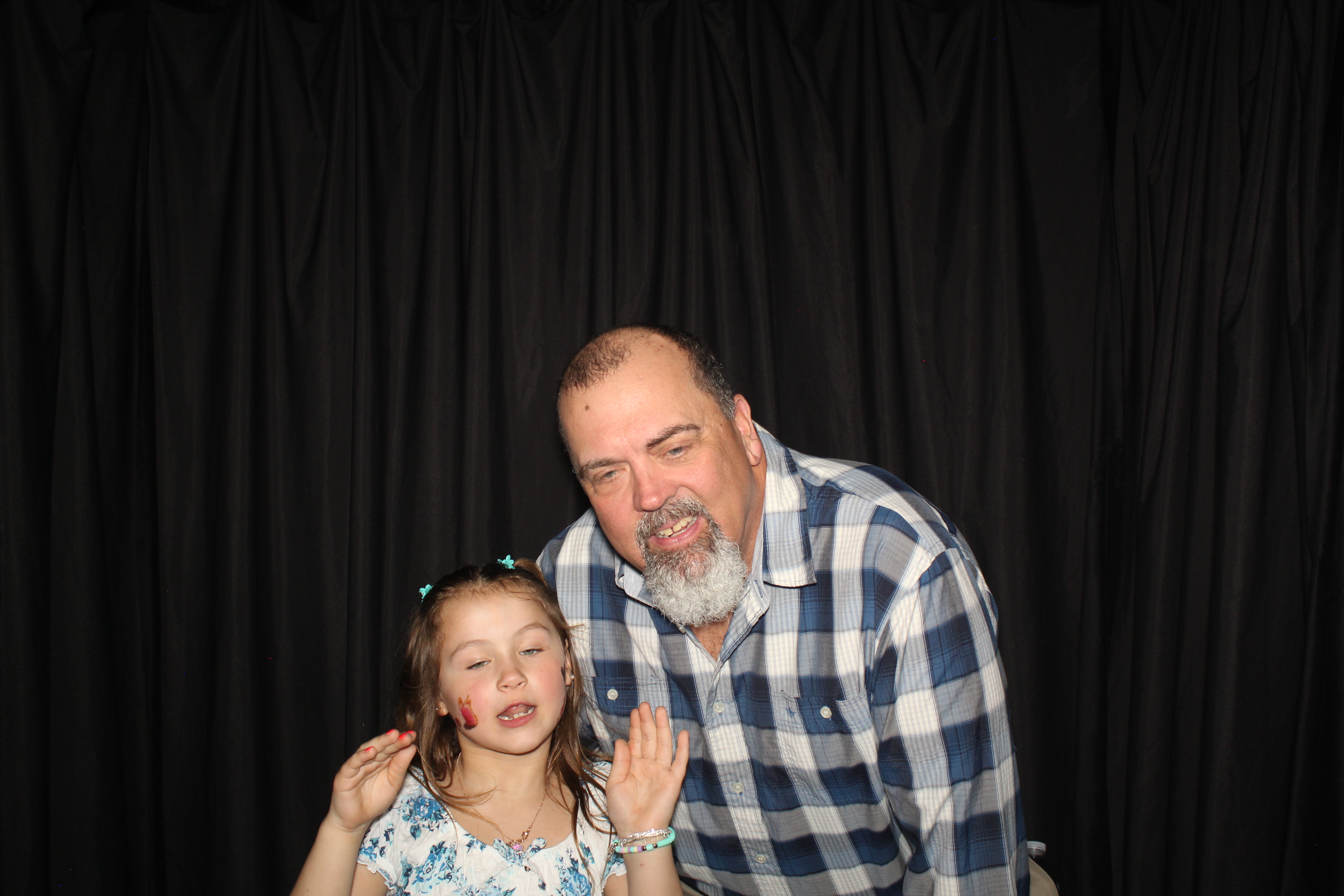 Brookwood Enchanted Father/Daughter Dance Part 2 | View more photos from the event at gallery.photoboothcincy.com/u/PhotoBoothCincy/Brookwood-Enchanted-FatherDaughter-Dance-Part-2
