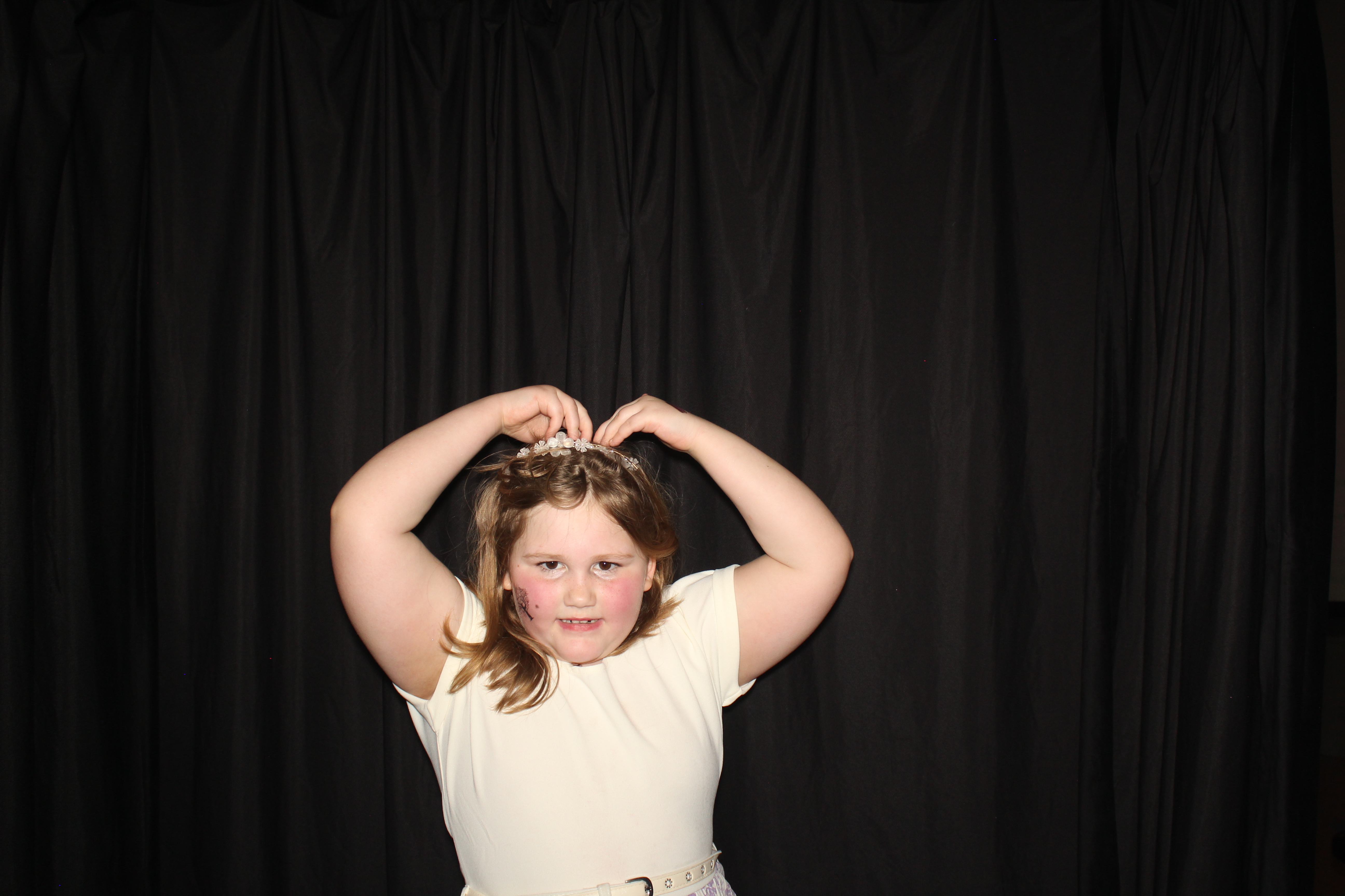 Brookwood Enchanted Father/Daughter Dance Part 2 | View more photos from the event at gallery.photoboothcincy.com/u/PhotoBoothCincy/Brookwood-Enchanted-FatherDaughter-Dance-Part-2
